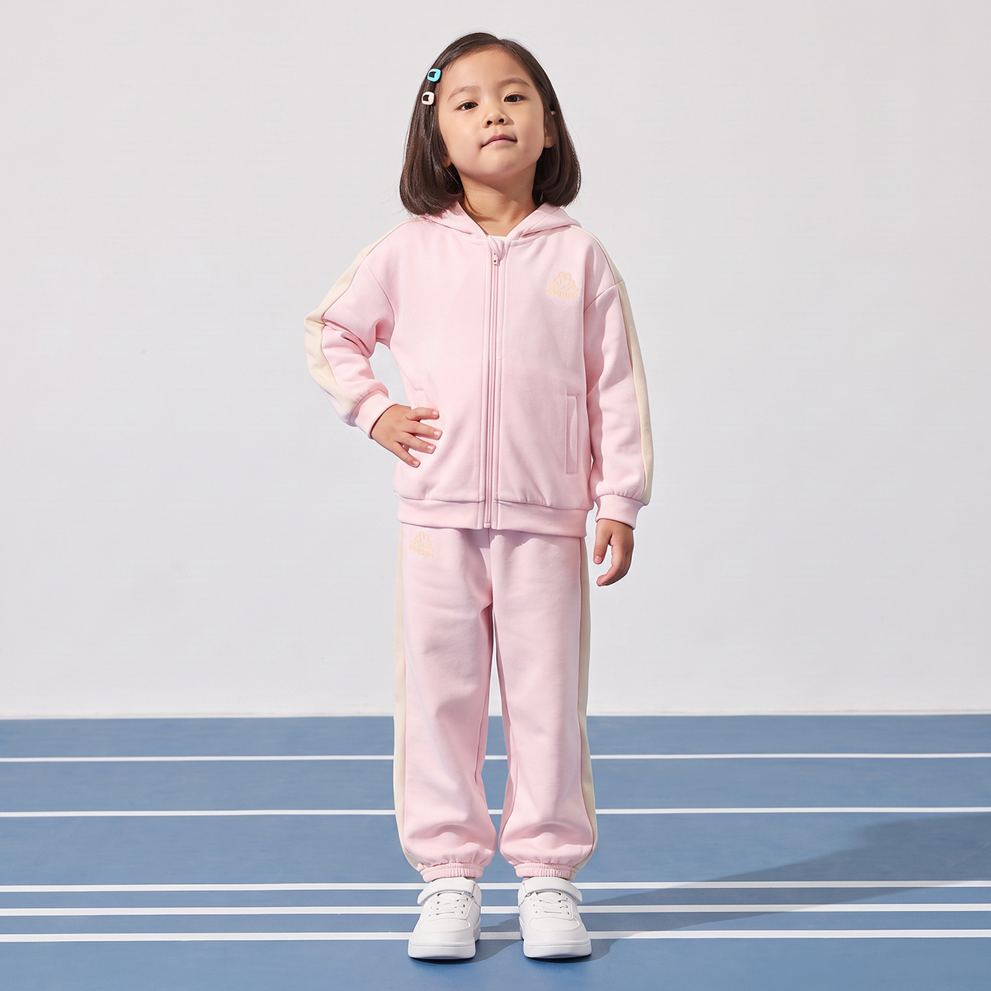 طقم سويت شيرت بقبعة وأكمام طويلة وبنطلون رياضي بتصميم ألواح من كابا-baby-girls-clothing-setsandcoords-image-1