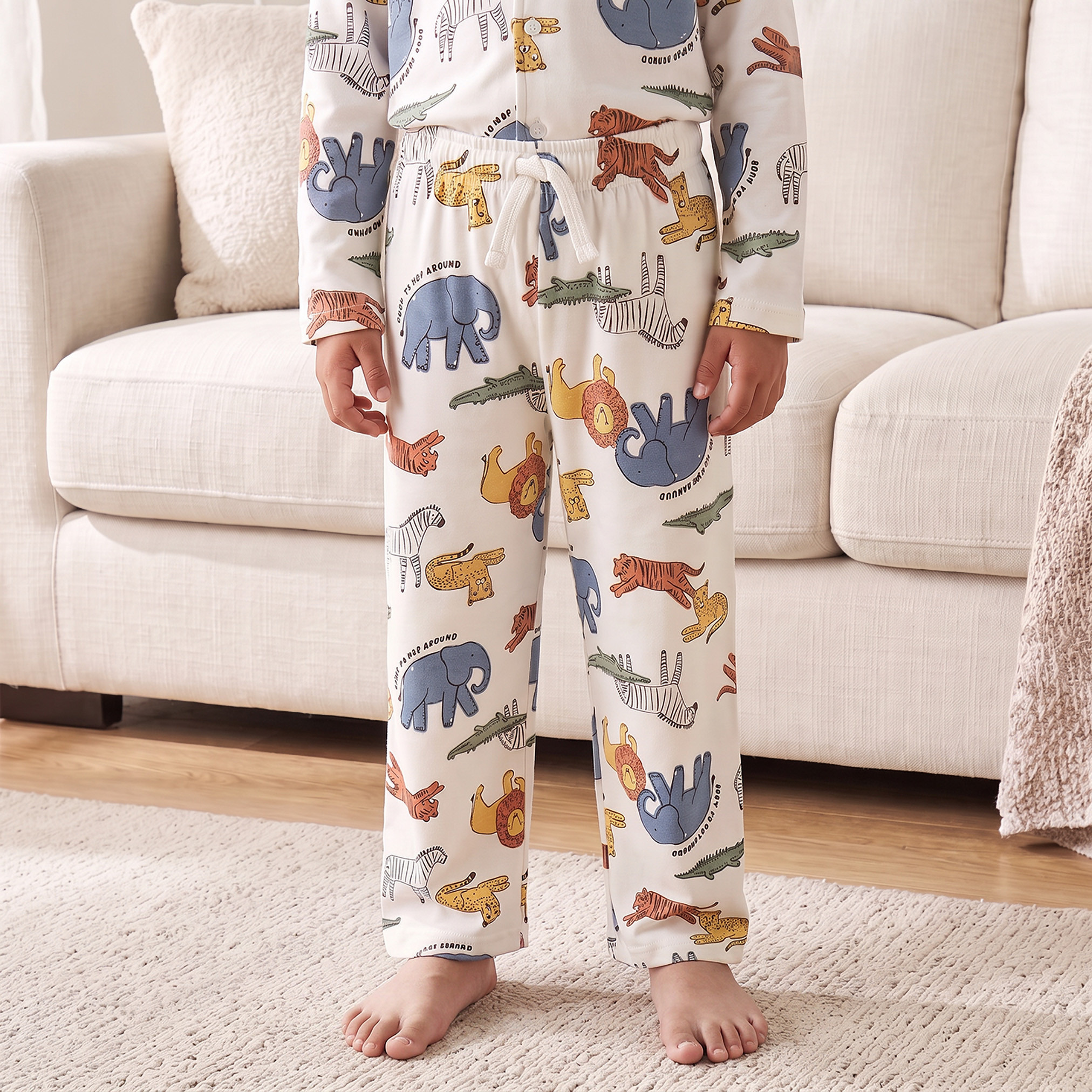 طقم بيجاما قطن بياقة وأكمام طويلة وطبعات سفاري من جونيورز-boys-clothing-nightwear-image-4