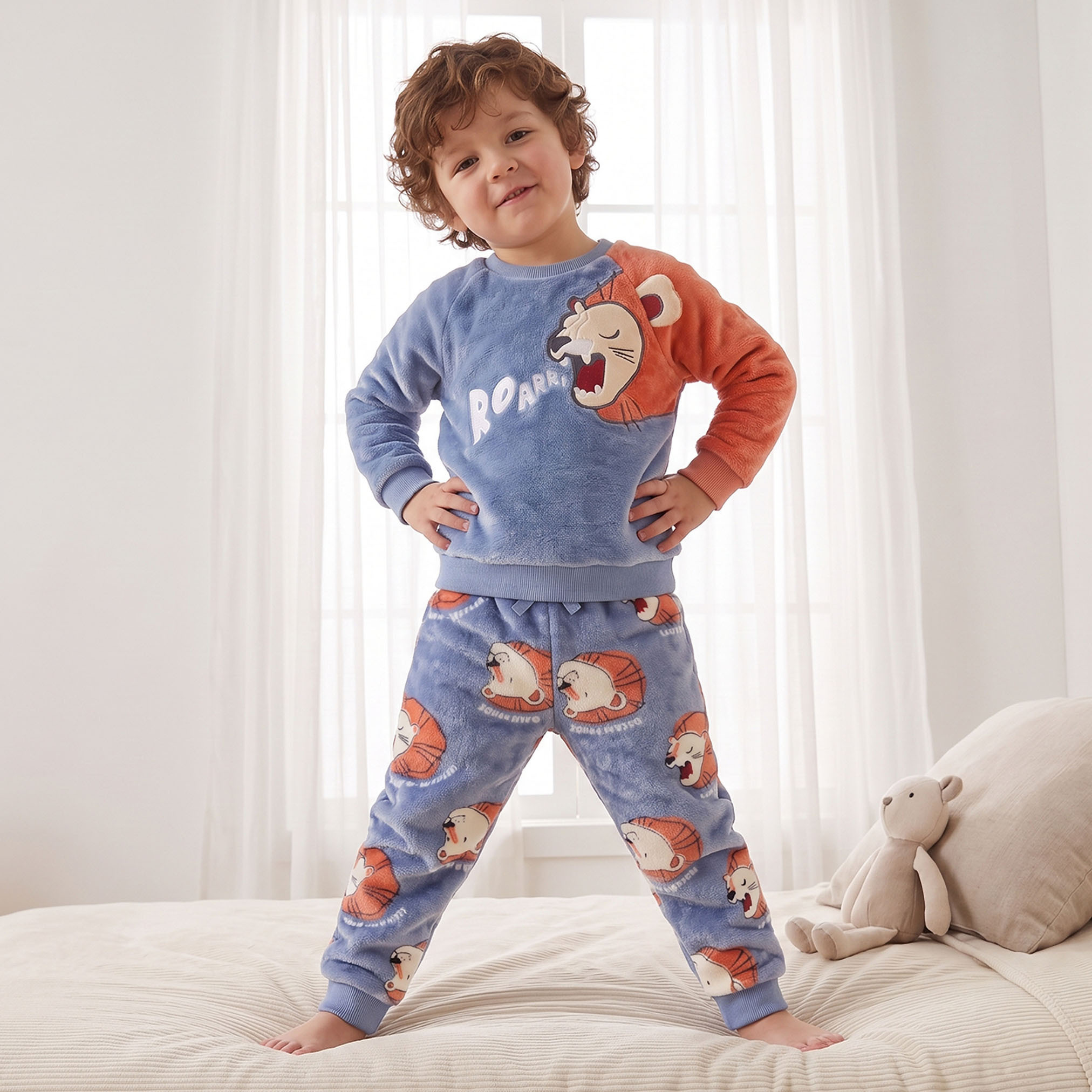 Juniors Crew Neck Long Sleeves Pyjama Set with Lion Print-boys-clothing-nightwear-image-1