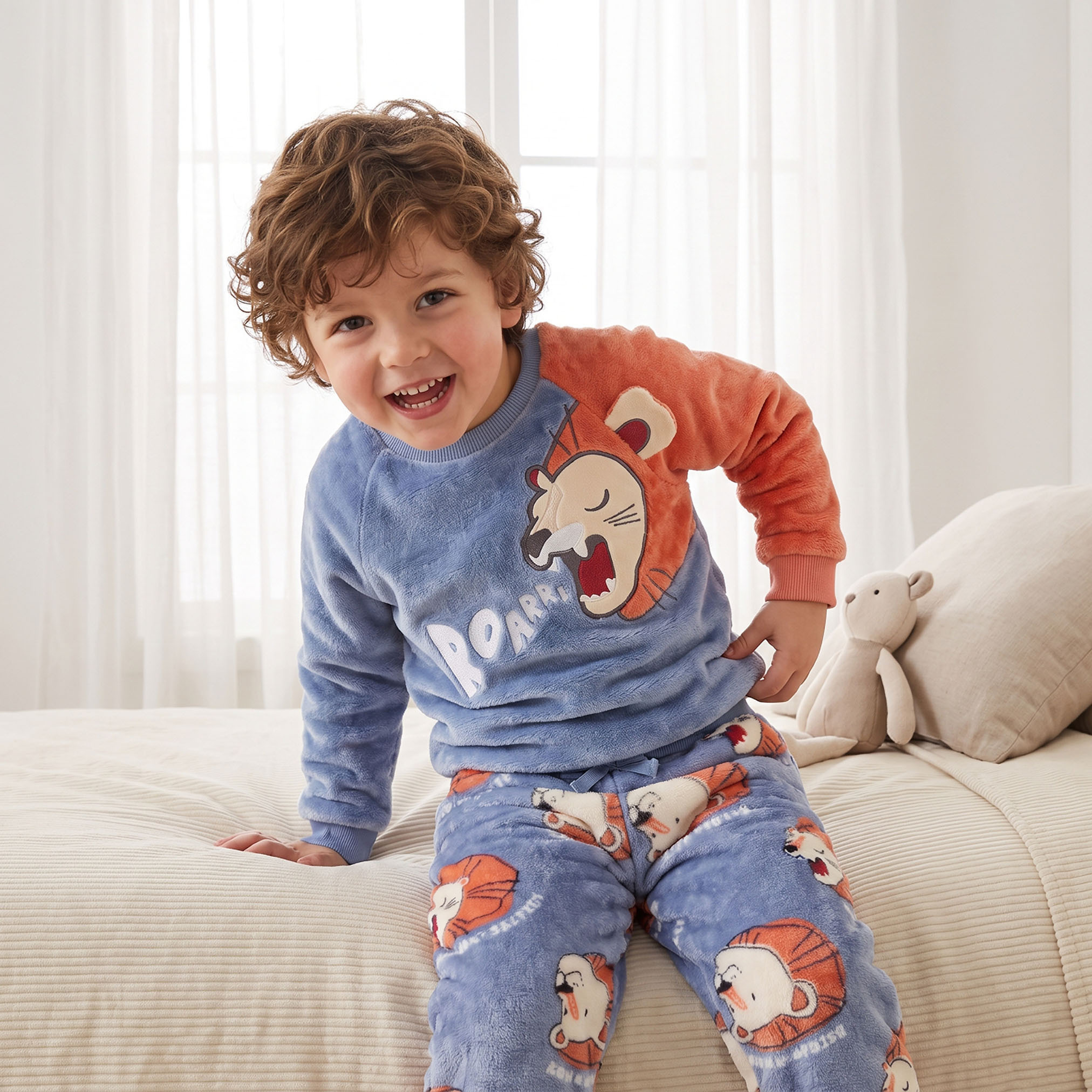 Juniors Crew Neck Long Sleeves Pyjama Set with Lion Print-boys-clothing-nightwear-image-4