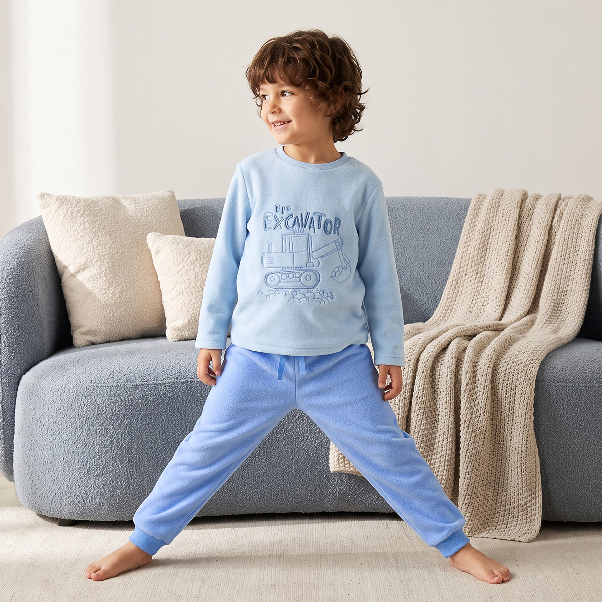 طقم بيجاما قطني برقبة ضيقة وأكمام طويلة وتطريزات من جونيورز-boys-clothing-nightwear-image-7