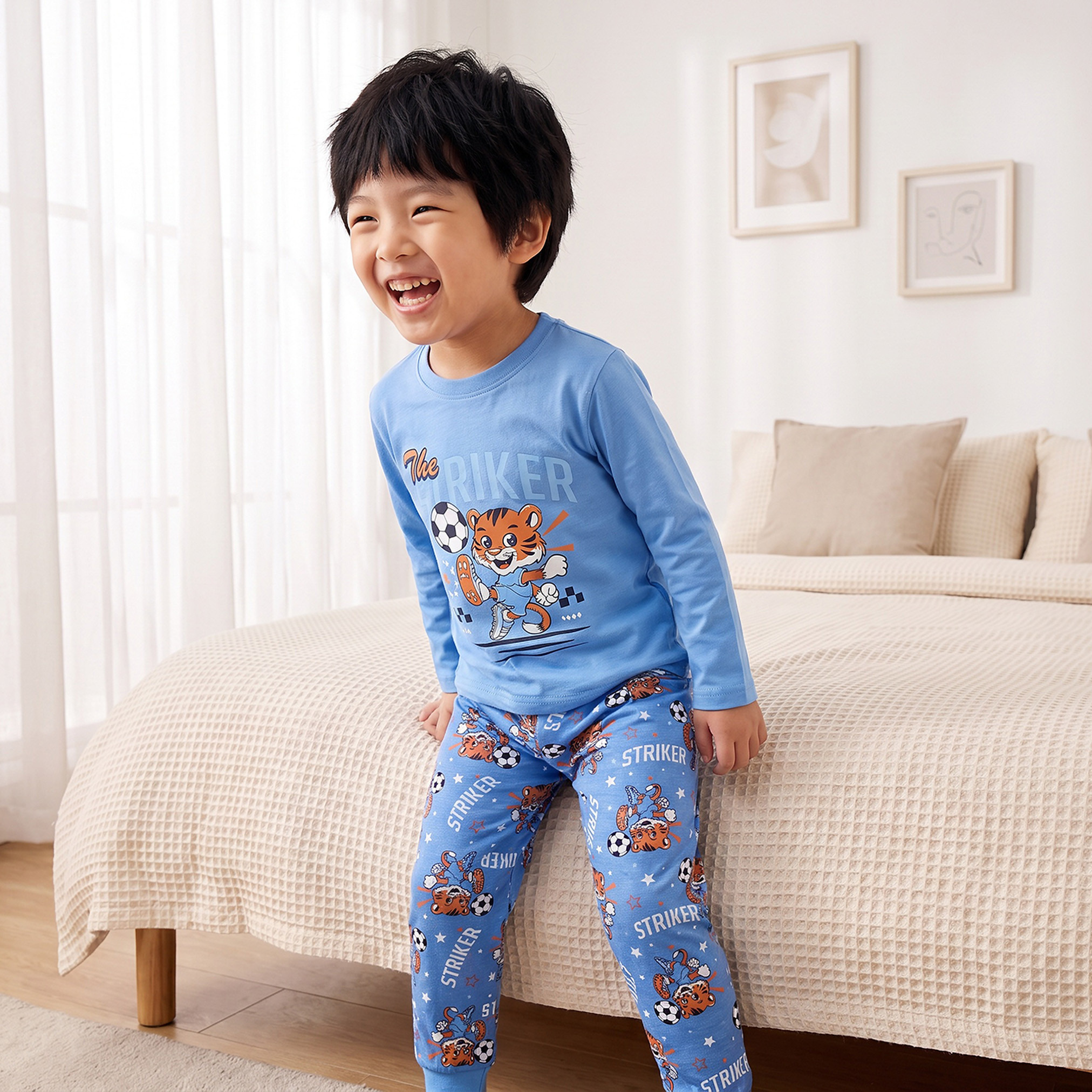 طقم بيجاما قطن بياقة ضيقة وأكمام طويلة بطبعات من جونيورز-boys-clothing-nightwear-image-5