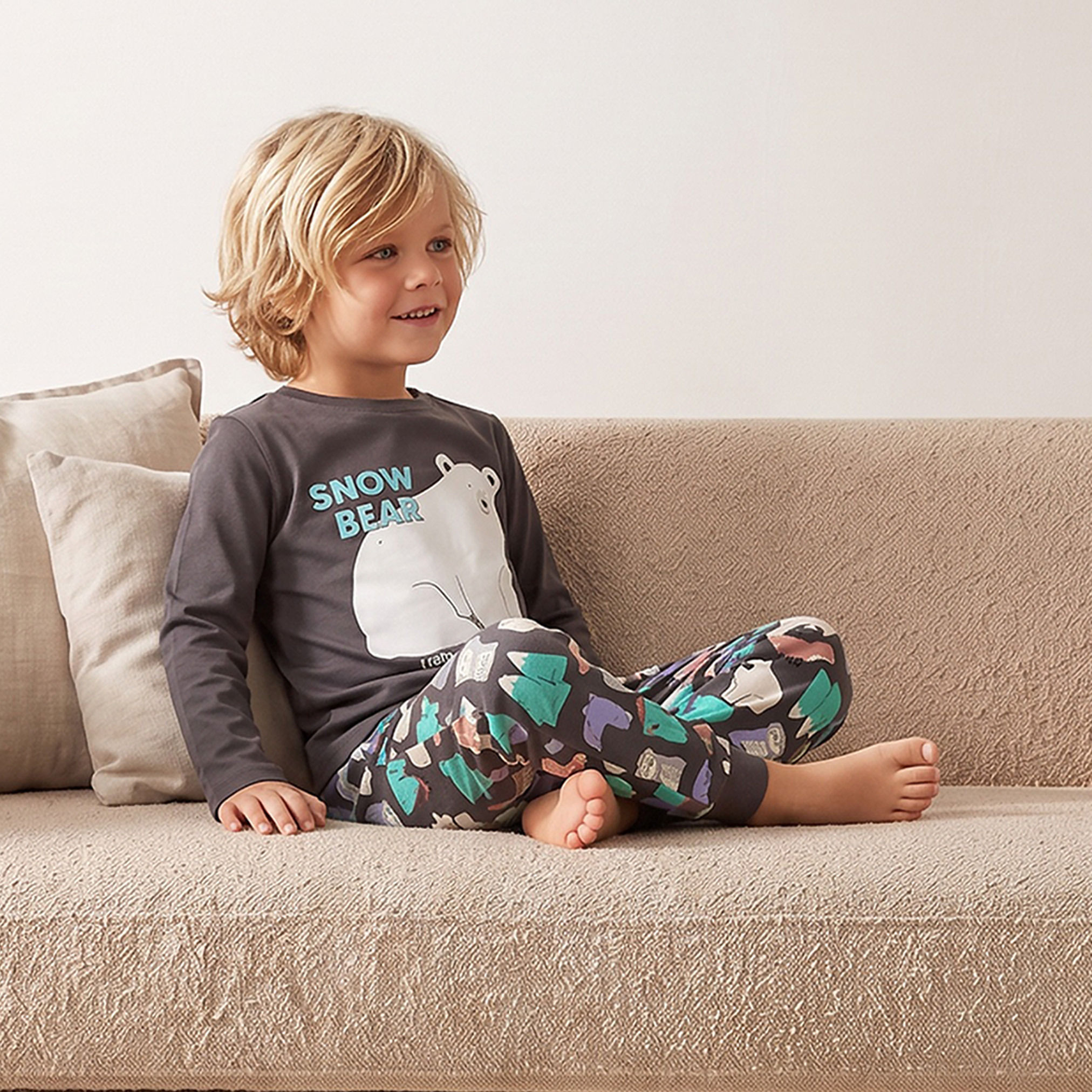 Juniors Cotton Crew Neck Long Sleeves Pyjama Set with Snow Bear Print-boys-clothing-nightwear-image-5