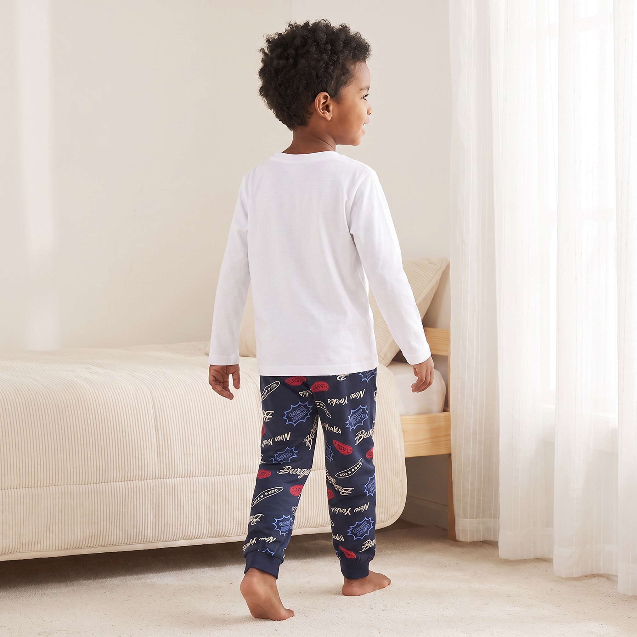 طقم بيجاما قطن بياقة ضيقة وأكمام طويلة وطبعات من جونيورز-boys-clothing-nightwear-image-4
