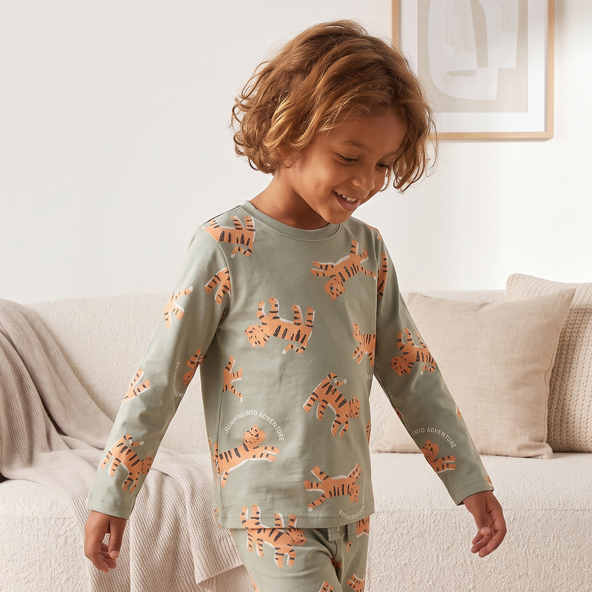 Juniors Cotton Crew Neck Long Sleeves Pyjama Set with Tiger Print-boys-clothing-nightwear-image-2
