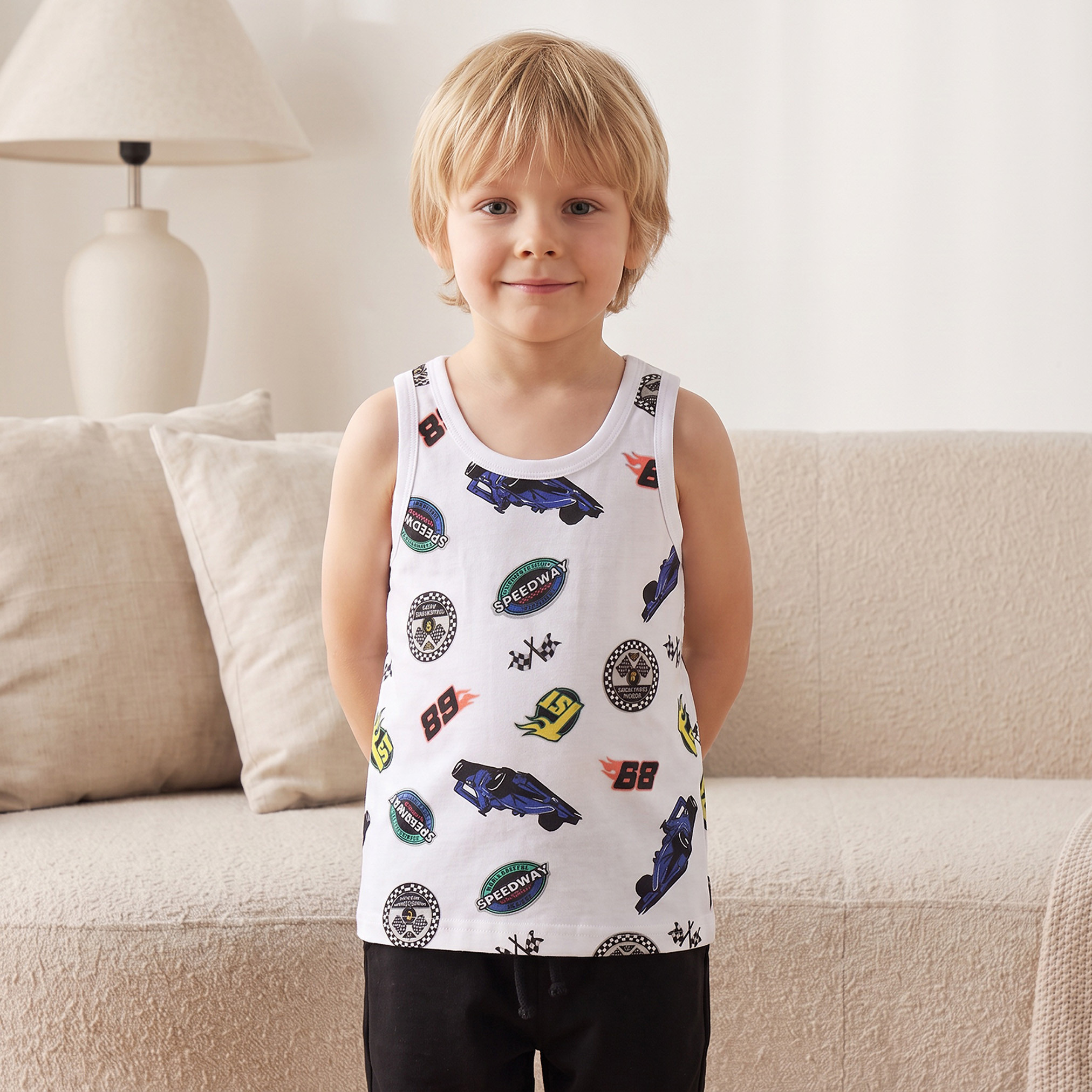 فيستات قطن بطبعات سيارات سباق وياقة مستديرة من جونيورز - عبوة 3 قطع-baby-boys-clothing-innerwear-image-2