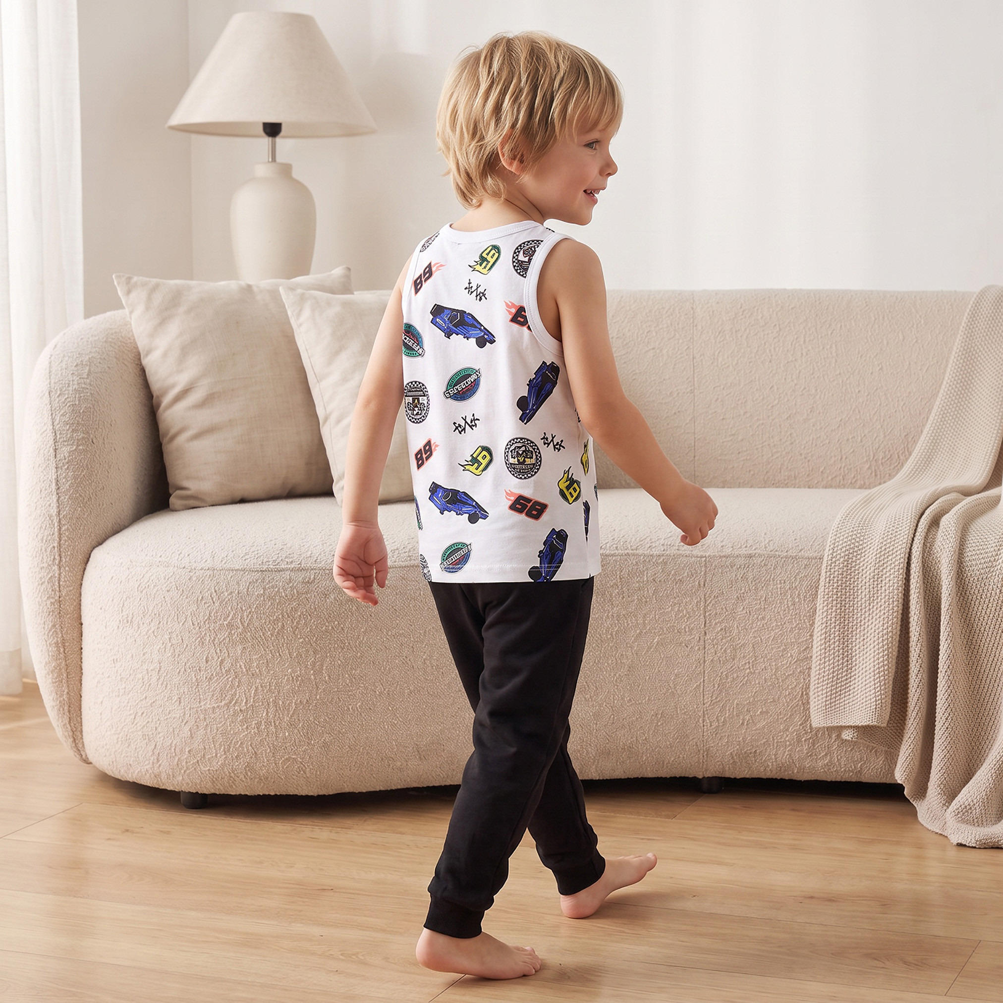 فيستات قطن بطبعات سيارات سباق وياقة مستديرة من جونيورز - عبوة 3 قطع-baby-boys-clothing-innerwear-image-6