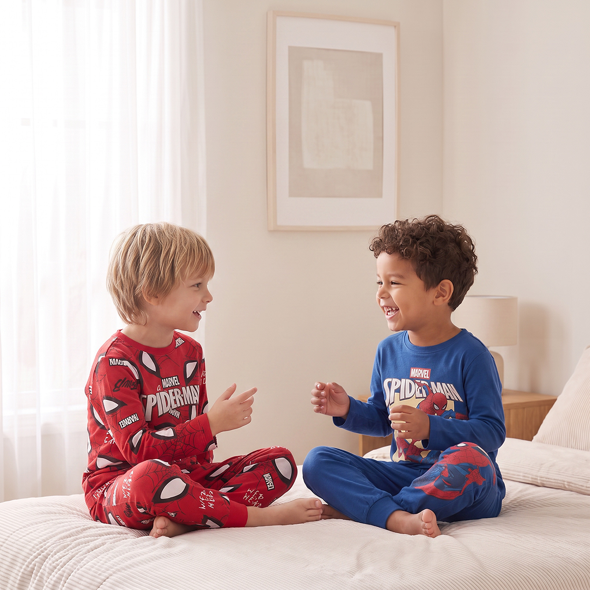 طقم بيجاما قطن بياقة ضيقة وأكمام طويلة وطبعات سبايدر مان من ديزني-boys-clothing-nightwear-image-1