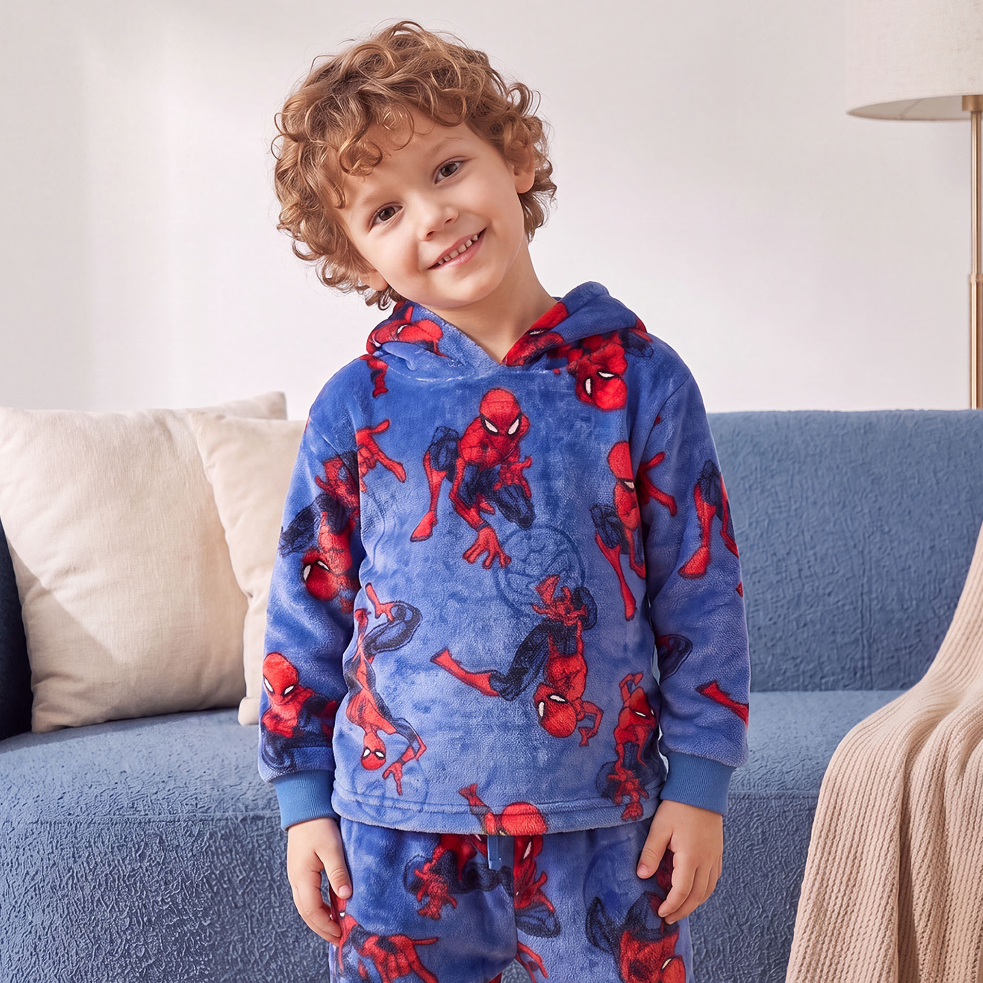 طقم بيجاما قطني بياقة بغطاء رأس وأكمام طويلة بطبعة سبايدر مان من جونيورز-boys-clothing-nightwear-image-2