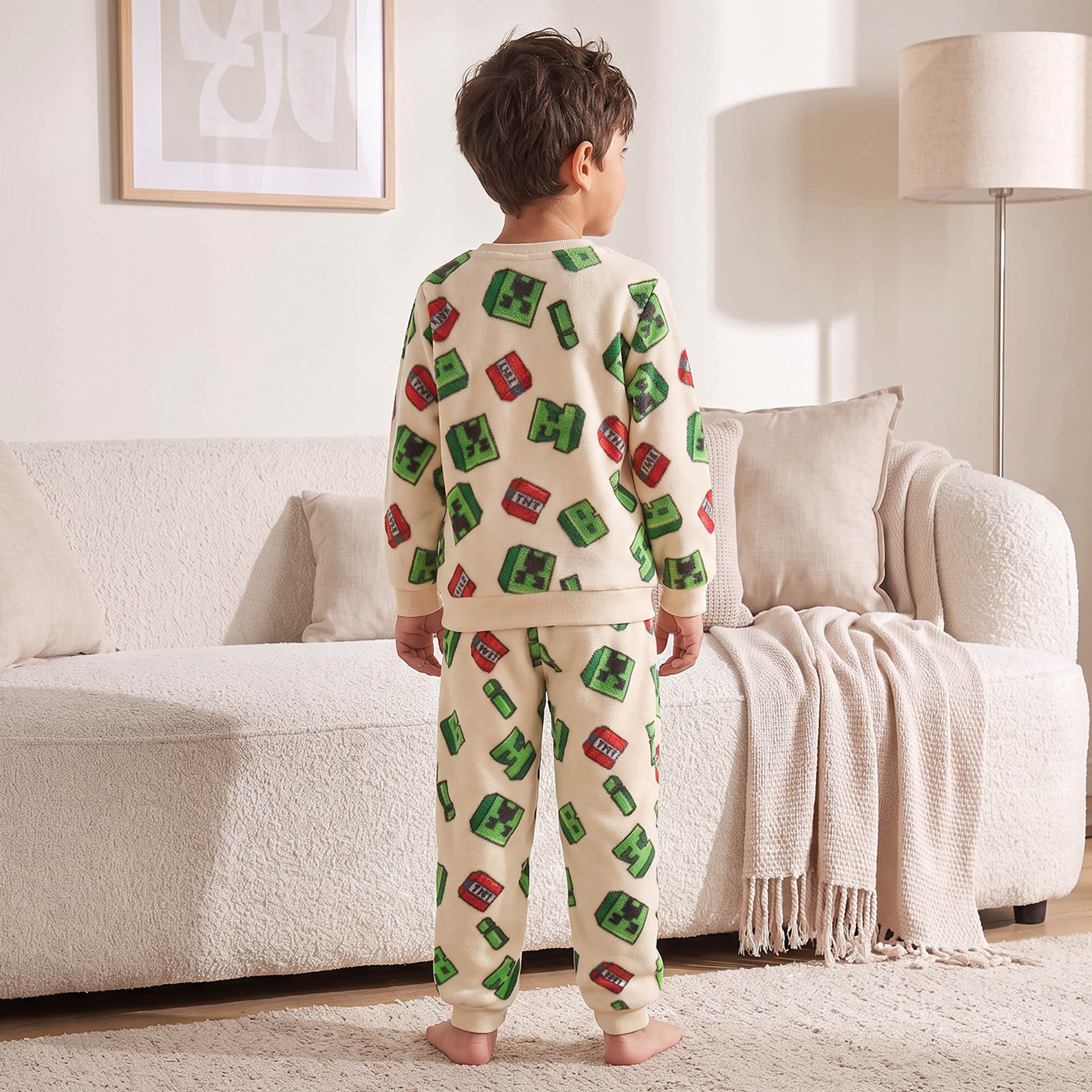 طقم بيجاما قطن بياقة ضيقة وأكمام طويلة وطبعات من ماينكرافت-boys-clothing-nightwear-image-4