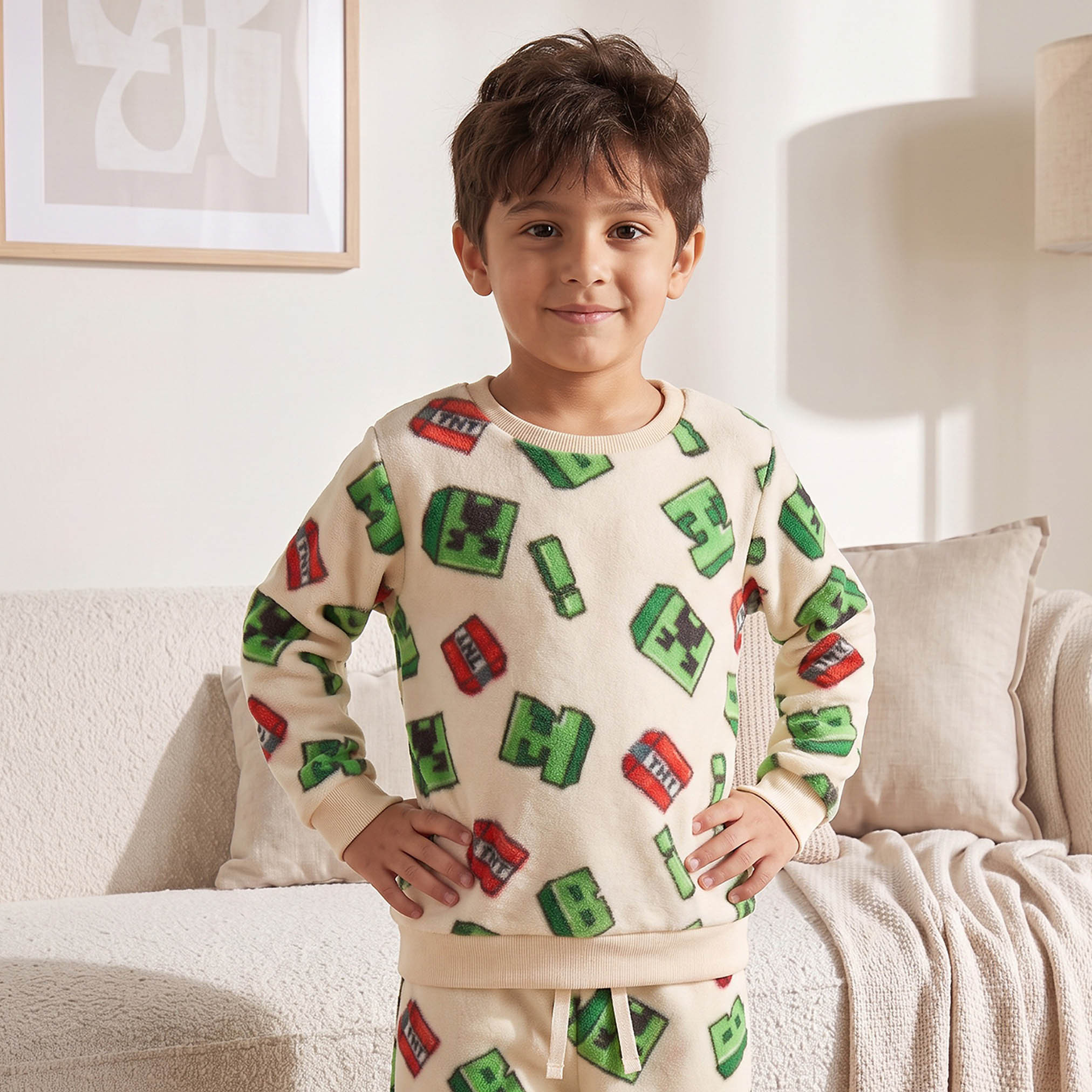طقم بيجاما قطن بياقة ضيقة وأكمام طويلة وطبعات من ماينكرافت-boys-clothing-nightwear-image-2