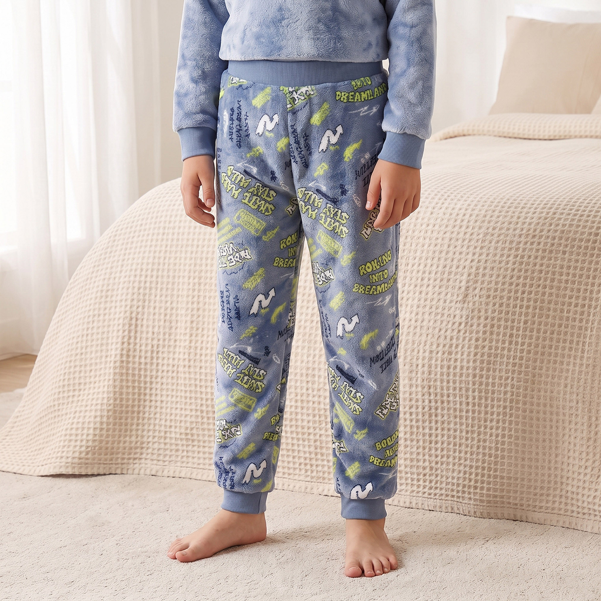 Juniors Crew Neck Long Sleeves Pyjama Set with Print-boys-clothing-nightwear-image-4