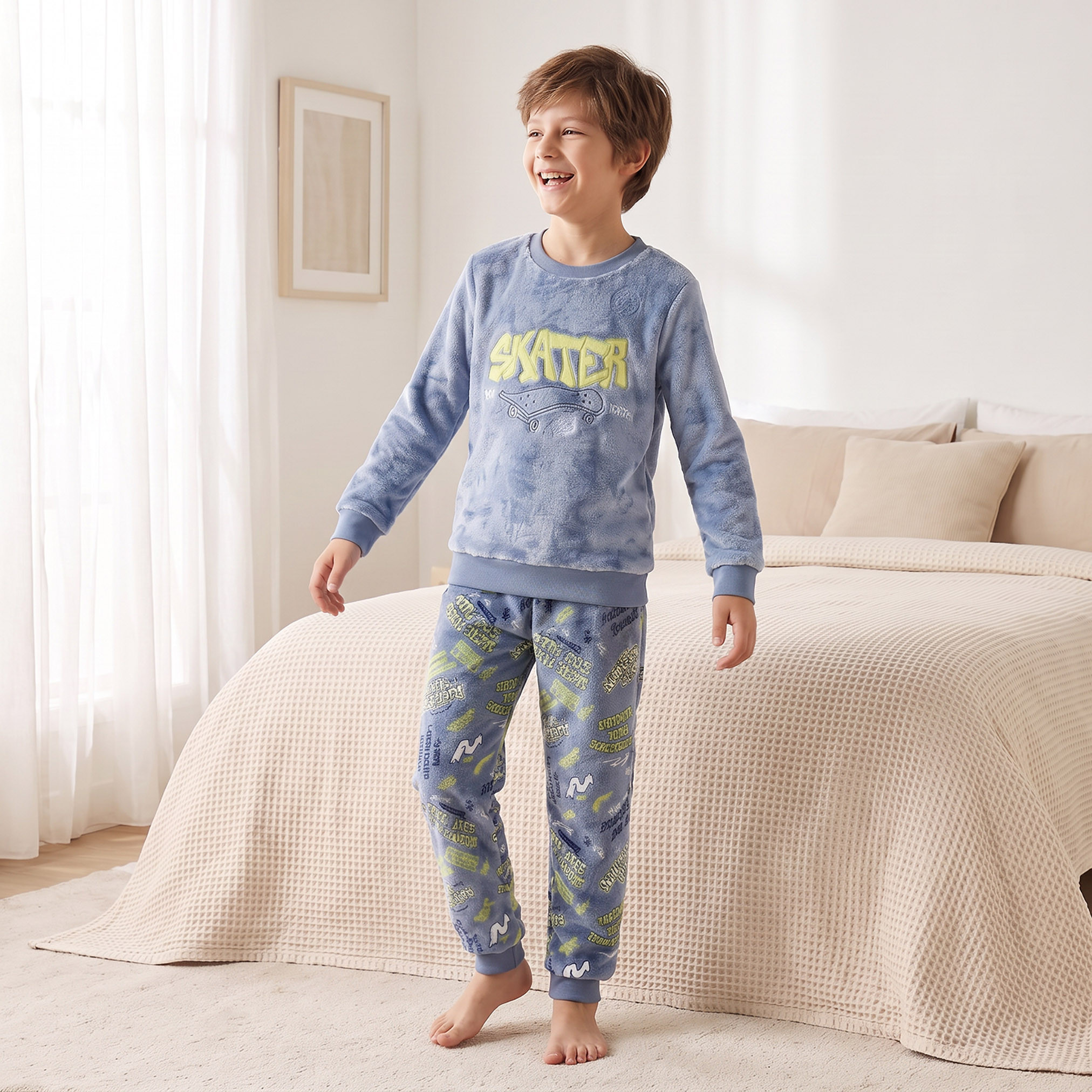 Juniors Crew Neck Long Sleeves Pyjama Set with Print-boys-clothing-nightwear-image-5