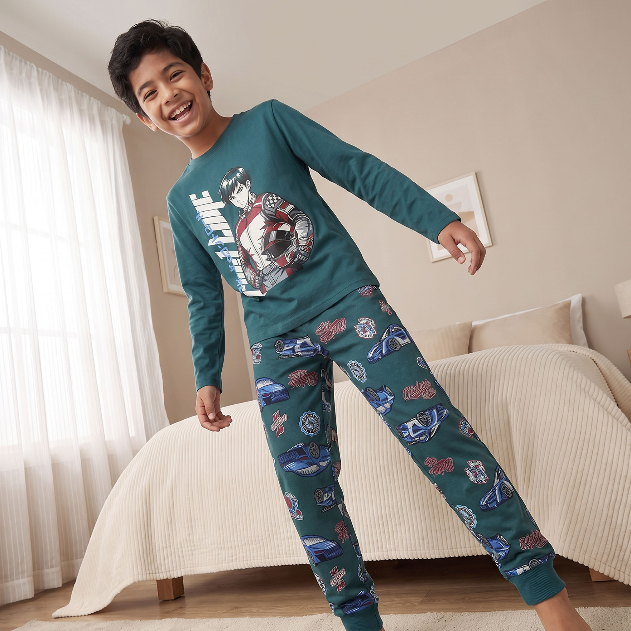 Juniors Cotton Crew Neck Long Sleeves Pyjama Set with Racing Print-boys-clothing-nightwear-image-1