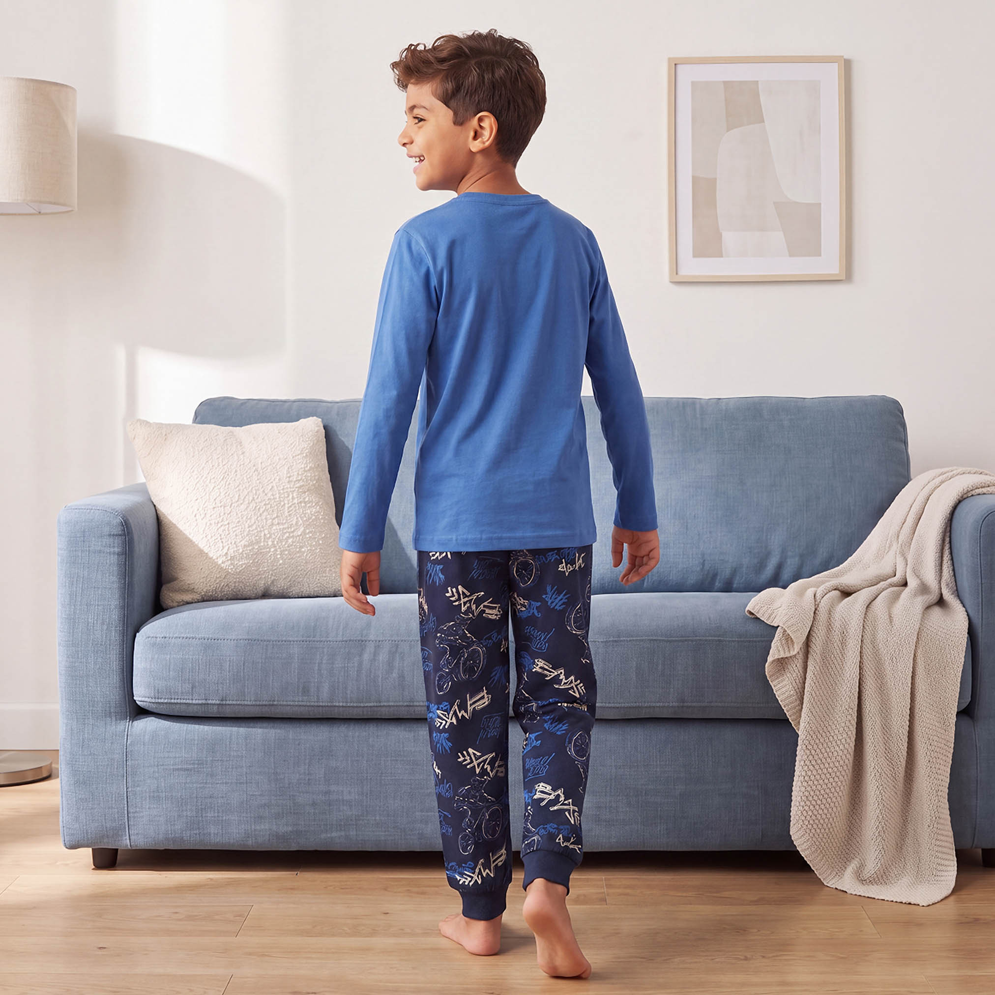 Juniors Cotton Crew Neck Long Sleeves Pyjama Set with Graphic Print-boys-clothing-nightwear-image-4