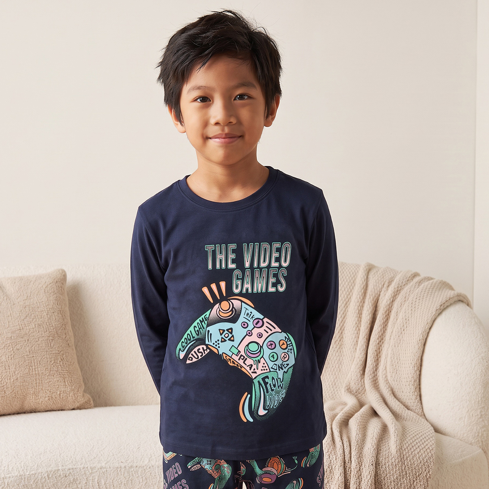 طقم بيجاما قطن بياقة ضيقة وأكمام طويلة بطبعات جيمر من جونيورز-boys-clothing-nightwear-image-2