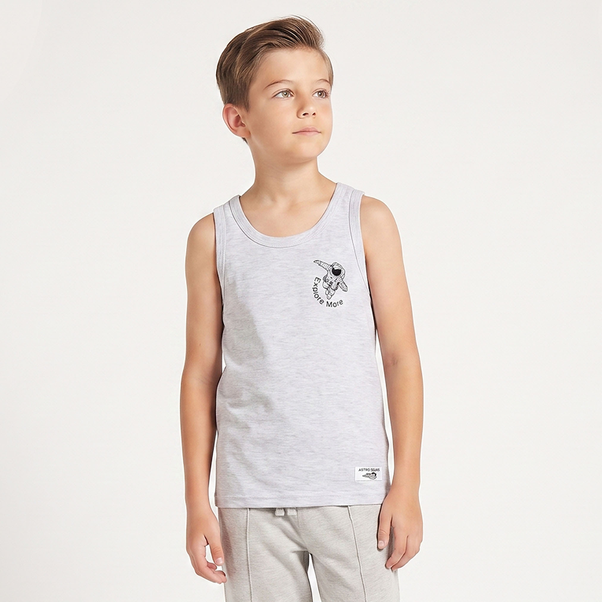 Pack of 3 Juniors Cotton Round Neck Vest with Assorted Print-boys-clothing-innerwear-vests-image-3