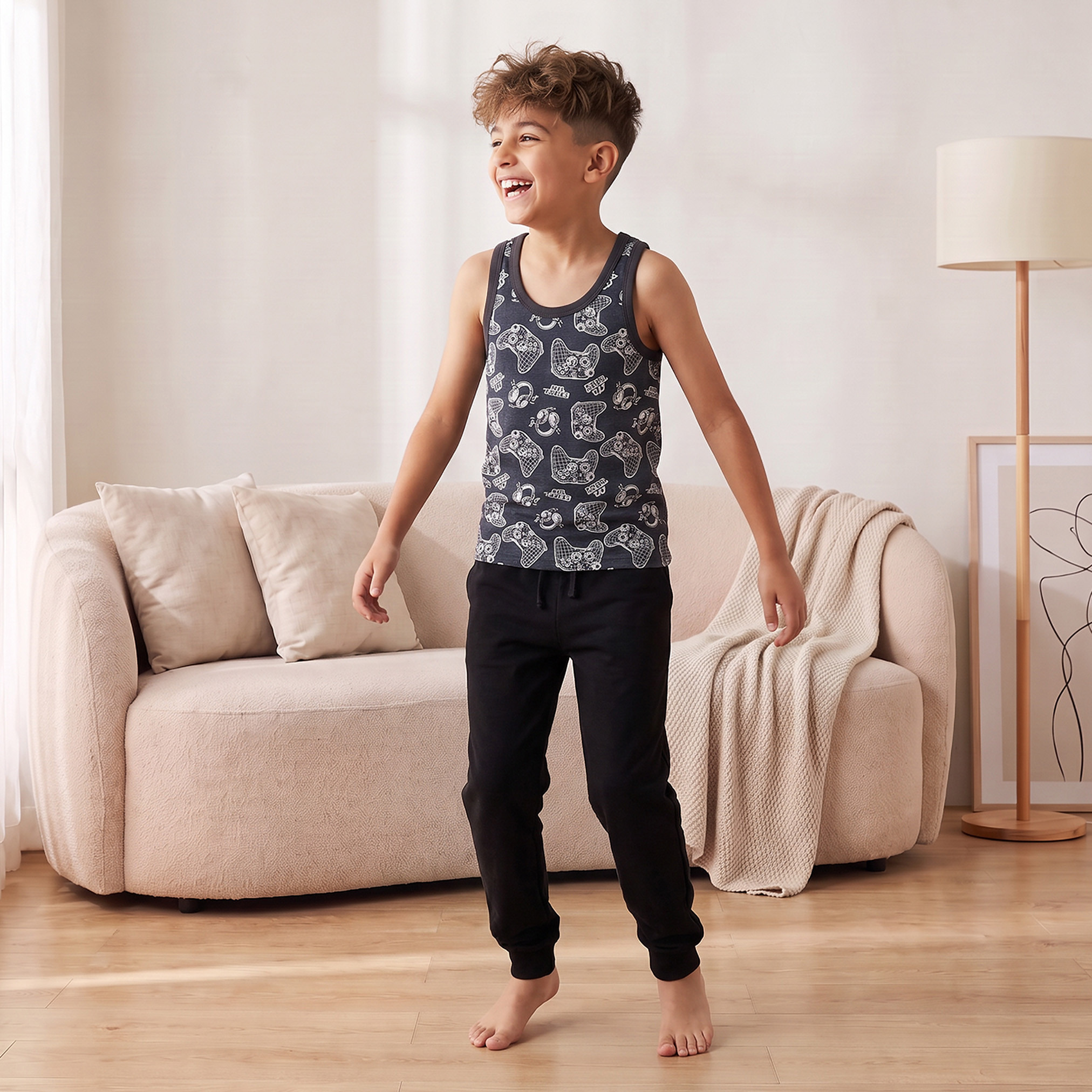 طقم فيست قطن بياقة مستديرة وطبعات ألعاب من جونيورز - 7 قطع-boys-clothing-innerwear-vests-image-3