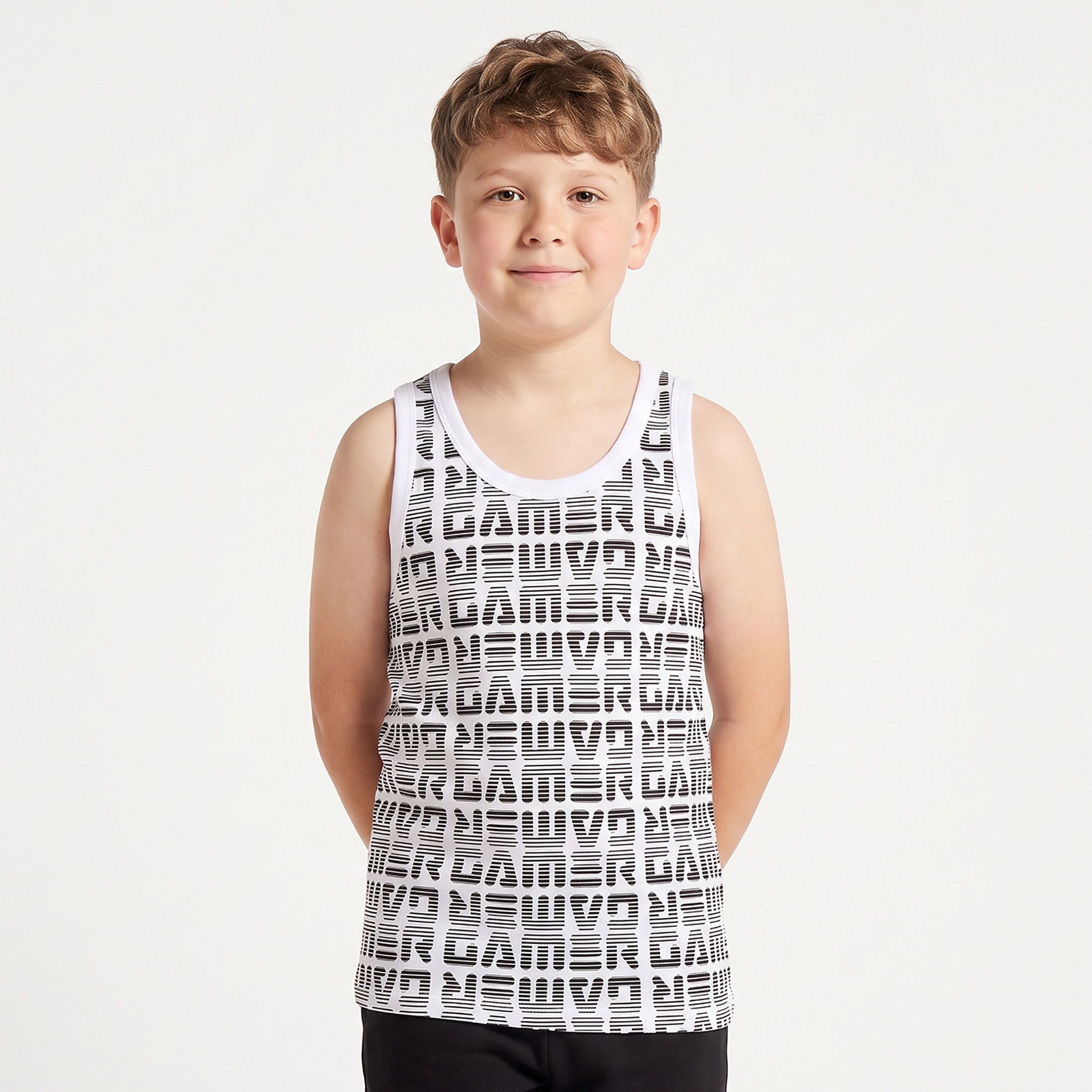طقم فيست قطن بياقة مستديرة وطبعات ألعاب من جونيورز - 7 قطع-boys-clothing-innerwear-vests-image-4