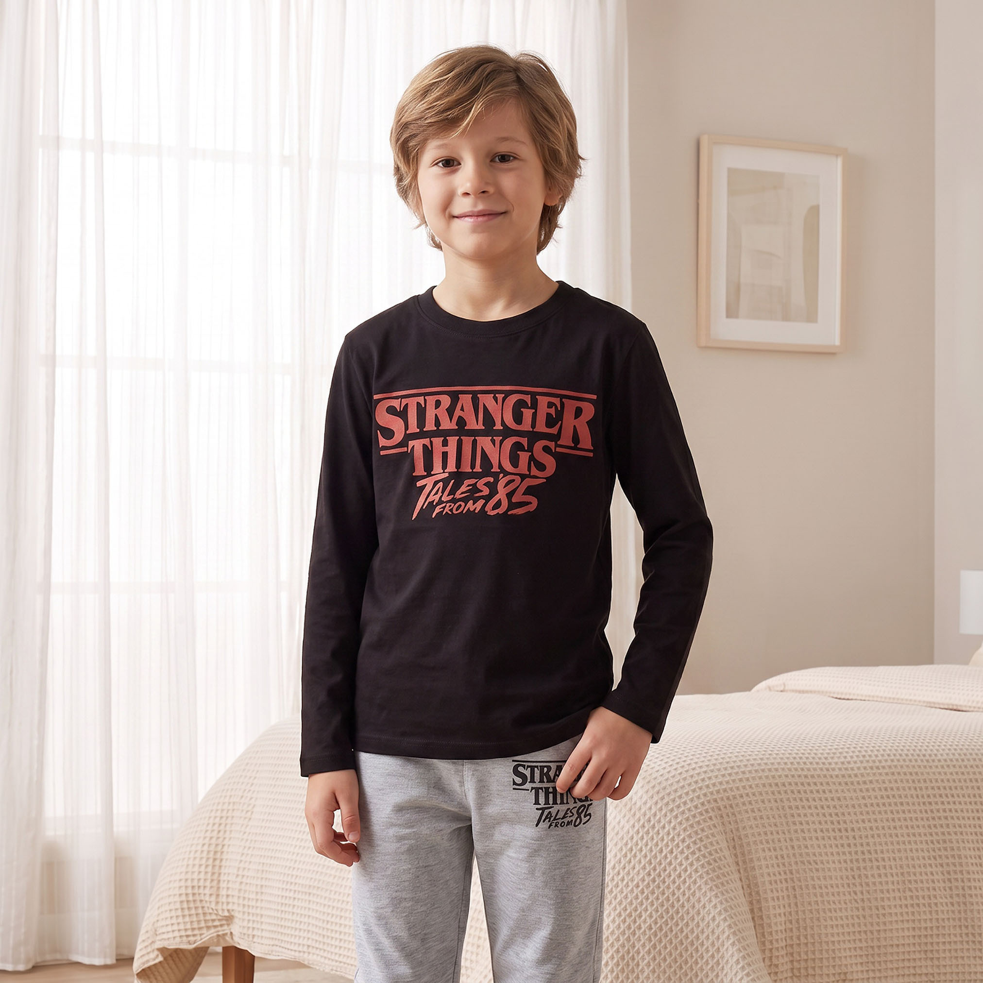 طقم بيجاما قطن بياقة ضيقة وأكمام طويلة بطبعات سترينجر ثينجز من نتفليكس-boys-clothing-nightwear-image-3