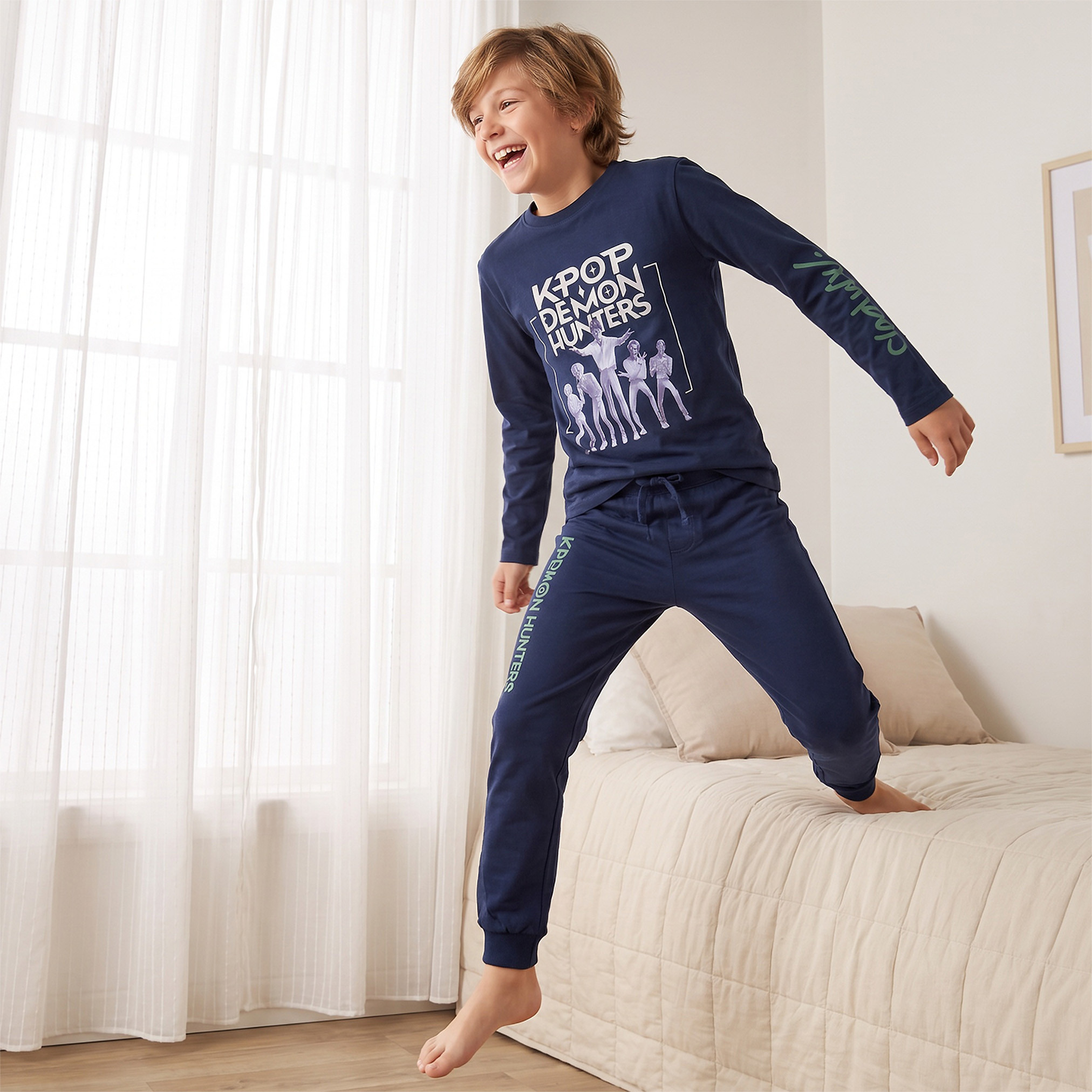 Netflix Crew Neck Long Sleeves Pyjama Set with KPop Demon Hunters Print-boys-clothing-nightwear-image-1