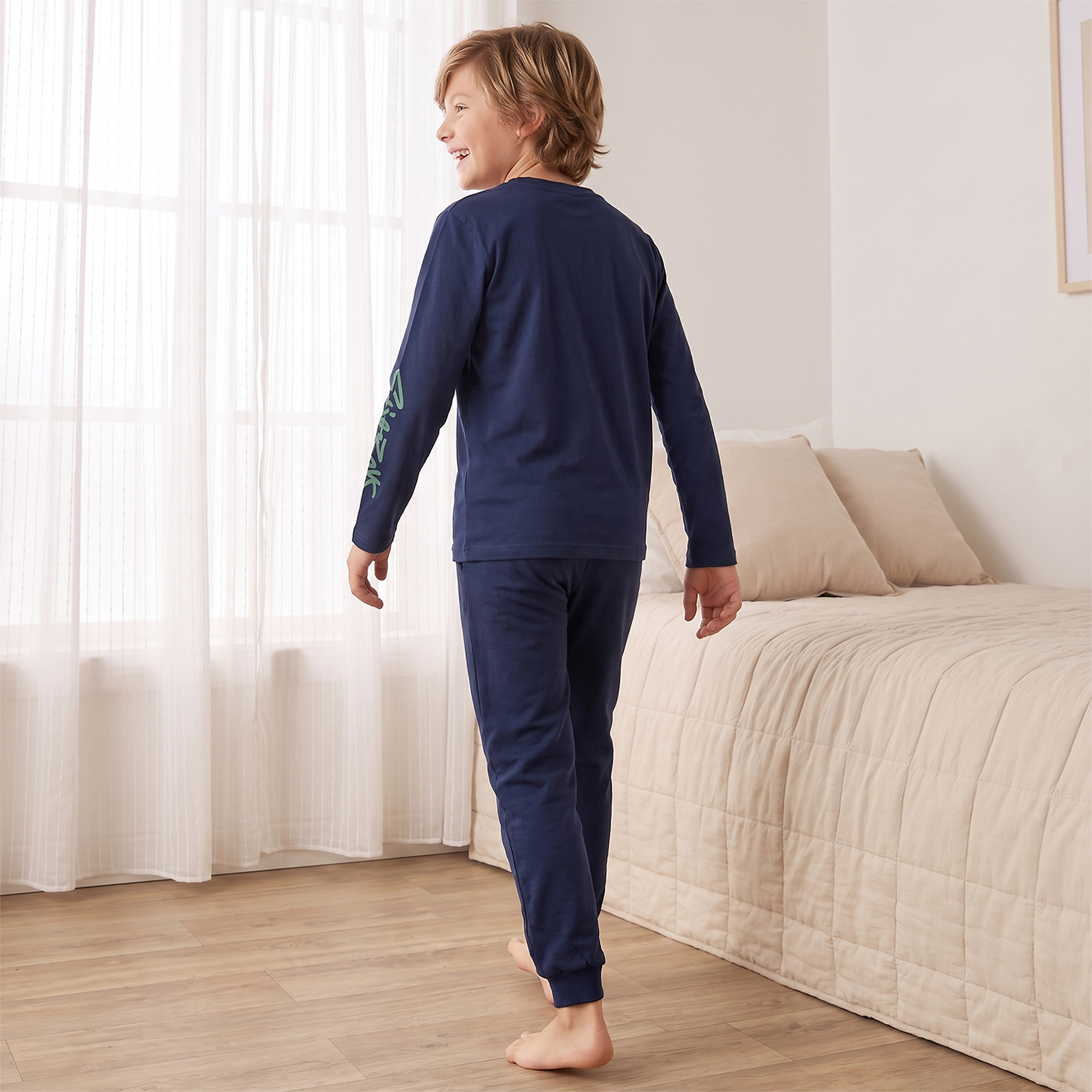 Netflix Crew Neck Long Sleeves Pyjama Set with KPop Demon Hunters Print-boys-clothing-nightwear-image-4