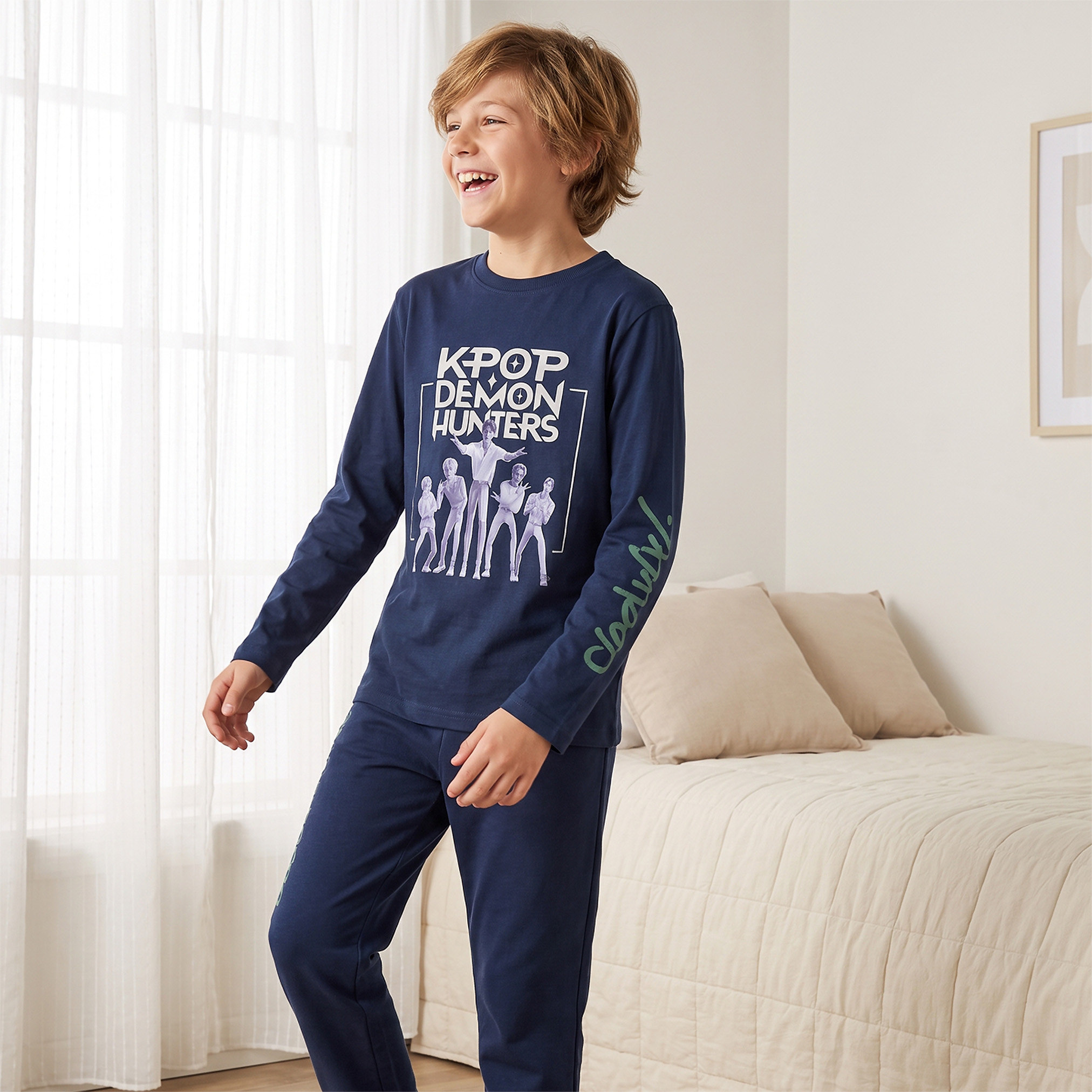 Netflix Crew Neck Long Sleeves Pyjama Set with KPop Demon Hunters Print-boys-clothing-nightwear-image-8