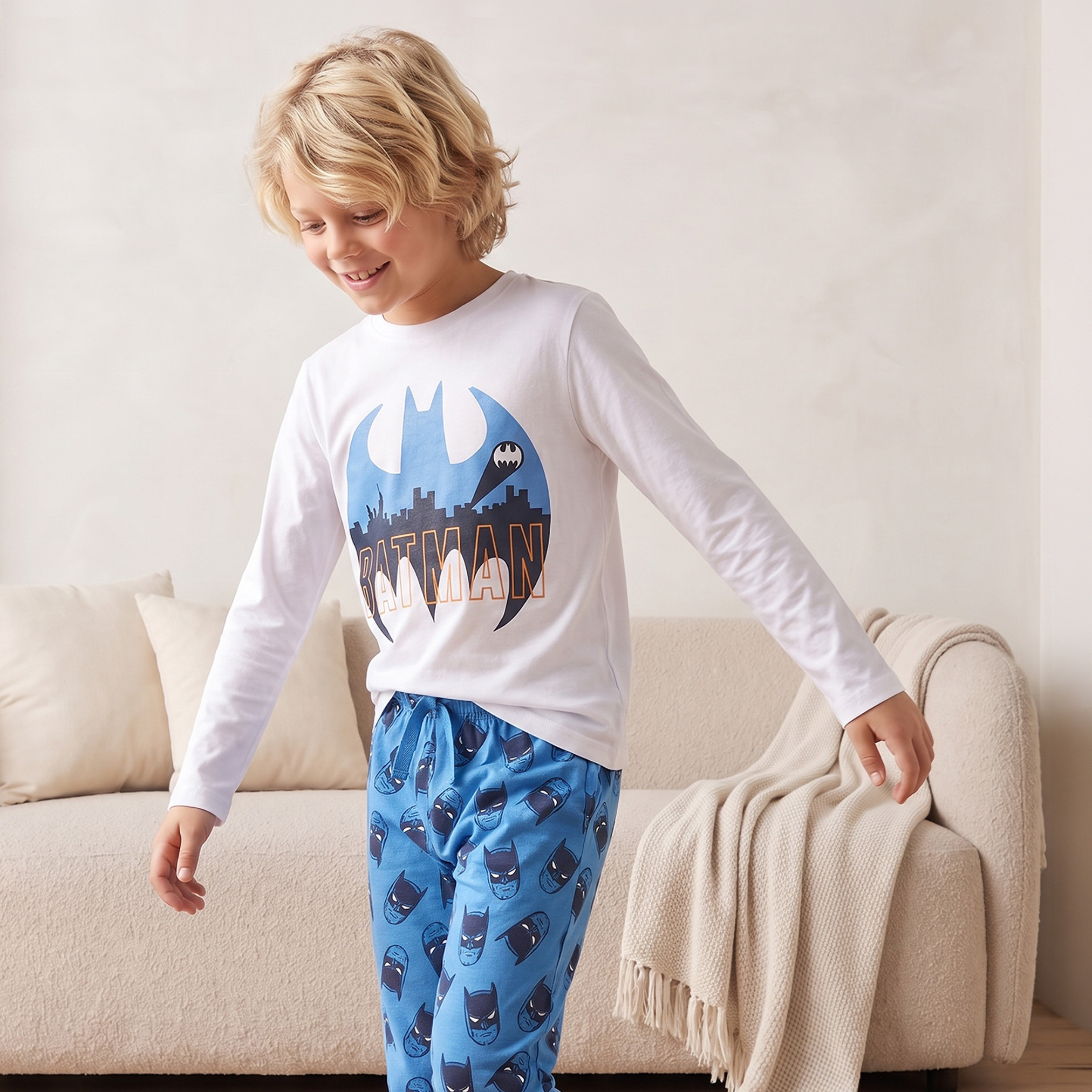 طقم بيجاما قطني بياقة مستديرة وأكمام طويلة بطبعة باتمان-boys-clothing-nightwear-image-2