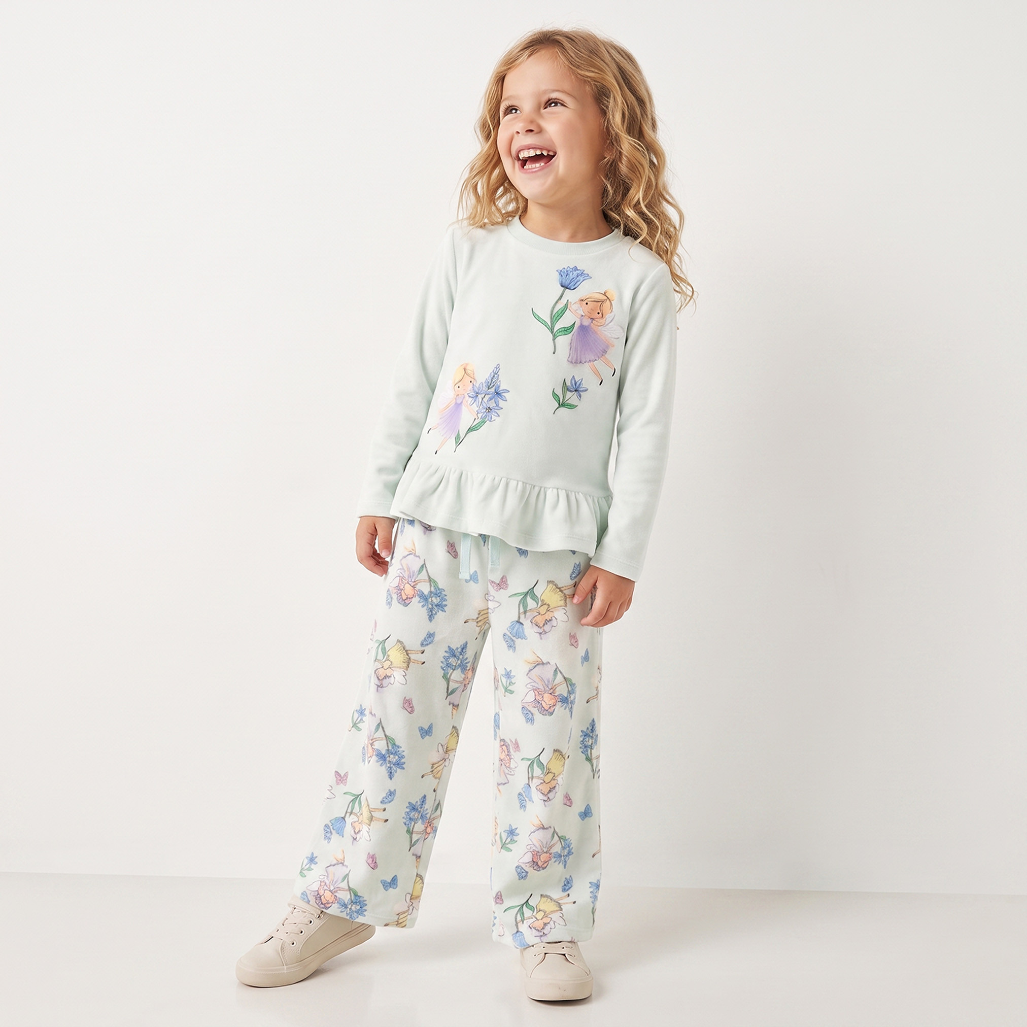 طقم بيجاما قطن بياقة ضيقة وأكمام طويلة بطبعات جنيات من جونيورز-girls-clothing-nightwear-image-7
