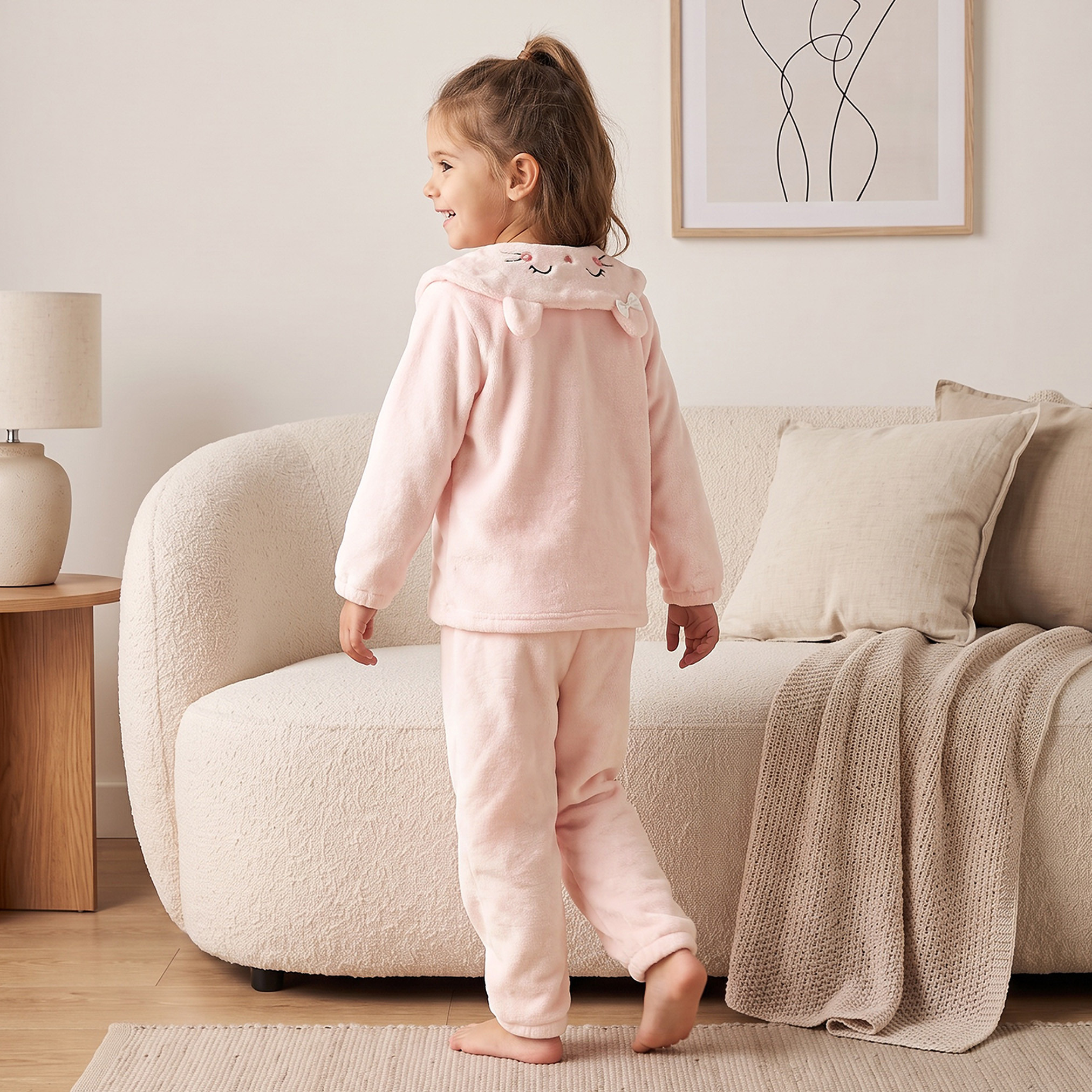 طقم بيجاما بياقة وأكمام طويلة وزخارف من جونيورز-girls-clothing-nightwear-image-5