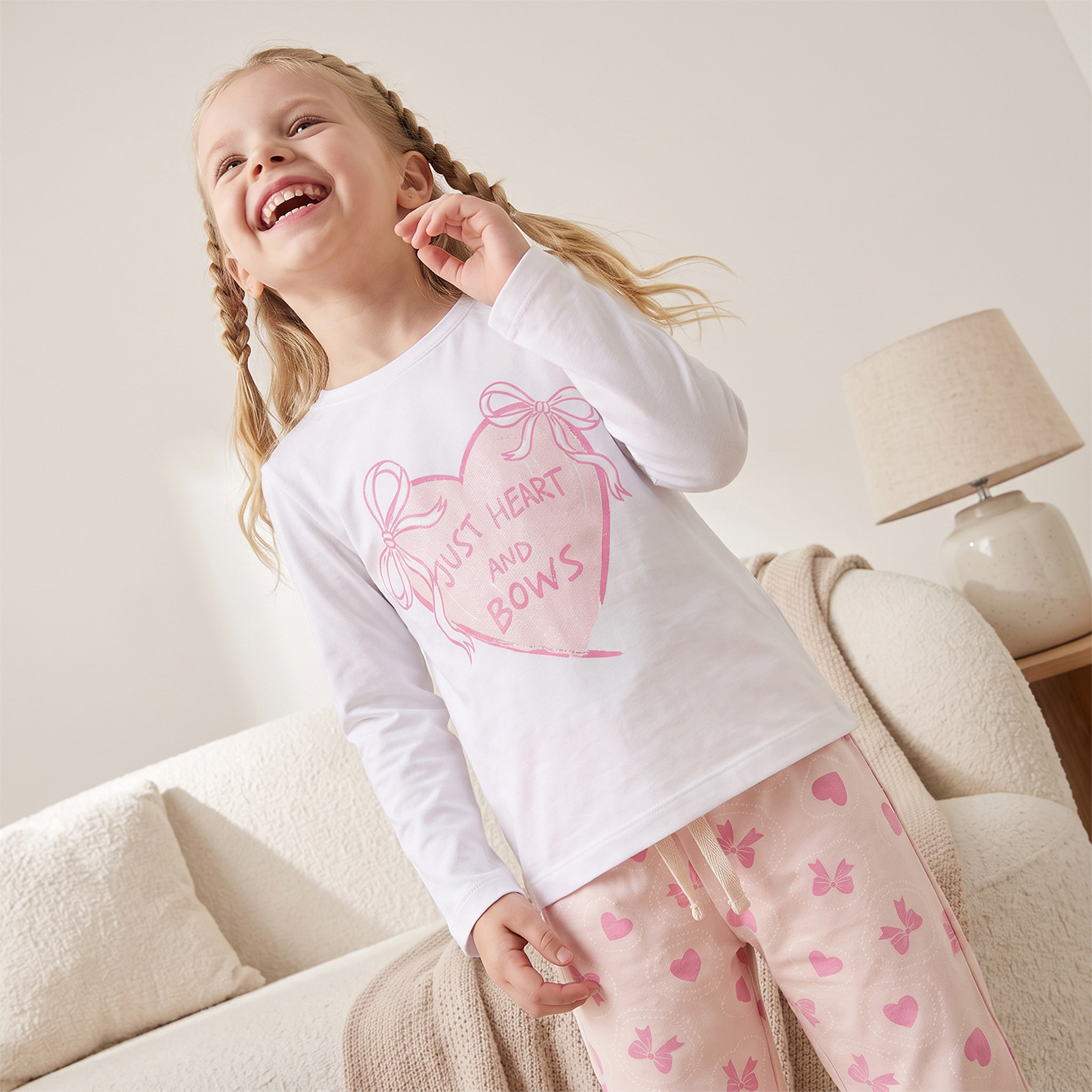 طقم بيجاما قطن بطبعات فيونكات وياقة ضيقة وأكمام طويلة من جونيورز-girls-clothing-nightwear-image-8