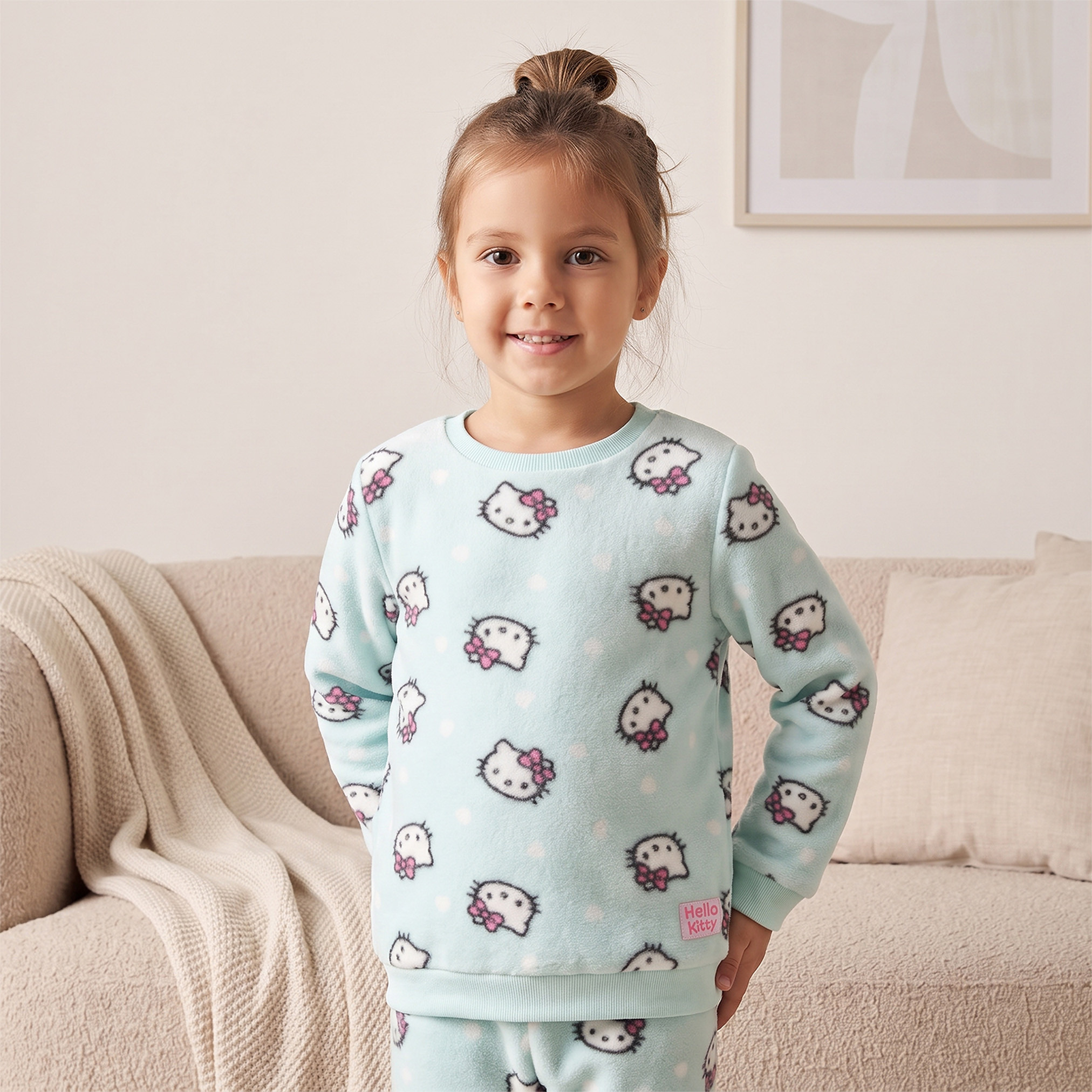 طقم بيجاما بياقة مستديرة وأكمام طويلة بطبعة هيلو كيتي من سانريو-baby-girls-clothing-winterwear-pyjamasets-image-2