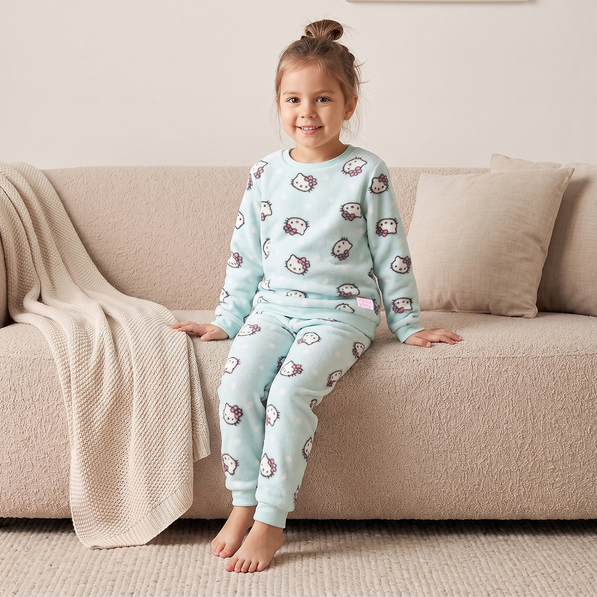 طقم بيجاما بياقة مستديرة وأكمام طويلة بطبعة هيلو كيتي من سانريو-baby-girls-clothing-winterwear-pyjamasets-image-8