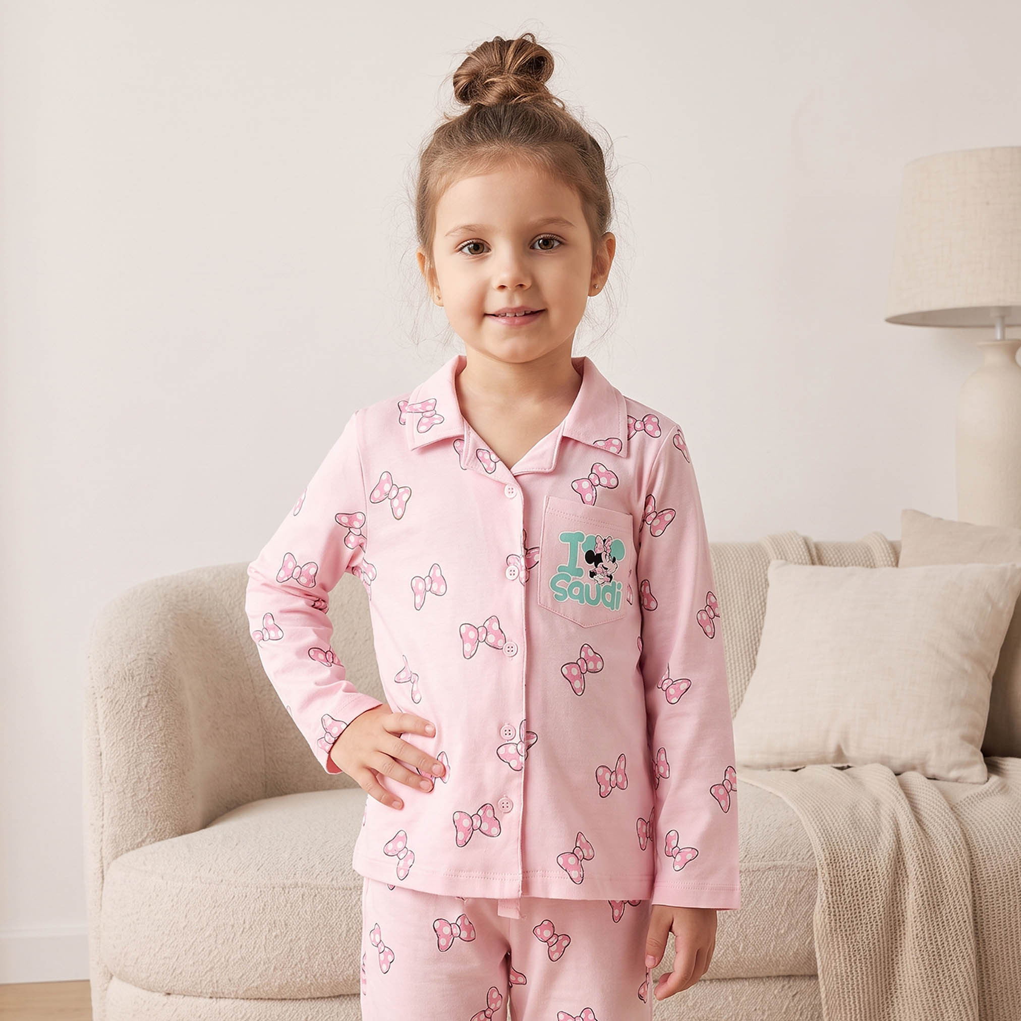 طقم بيجاما قطنية بياقة عادية وأكمام طويلة وطبعات ميني ماوس من ديزني-girls-clothing-nightwear-image-2