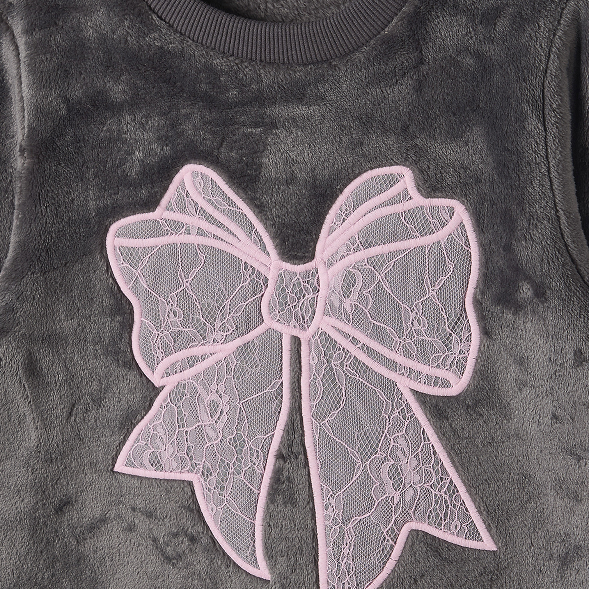 طقم بيجاما بياقة ضيقة وأكمام طويلة بطبعات فيونكة من جونيورز-girls-clothing-nightwear-image-7