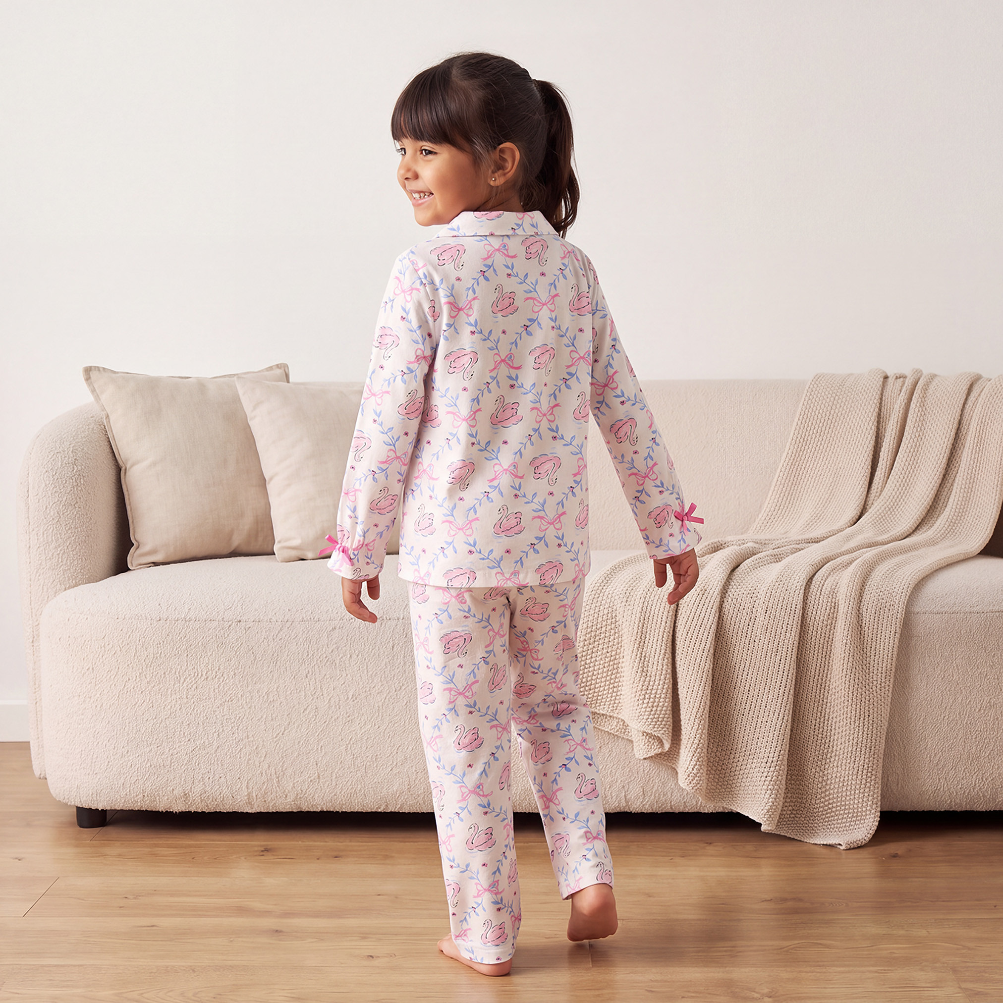 طقم بيجاما قطن بياقة عادية وأكمام طويلة وطبعات من جونيورز-girls-clothing-nightwear-image-4