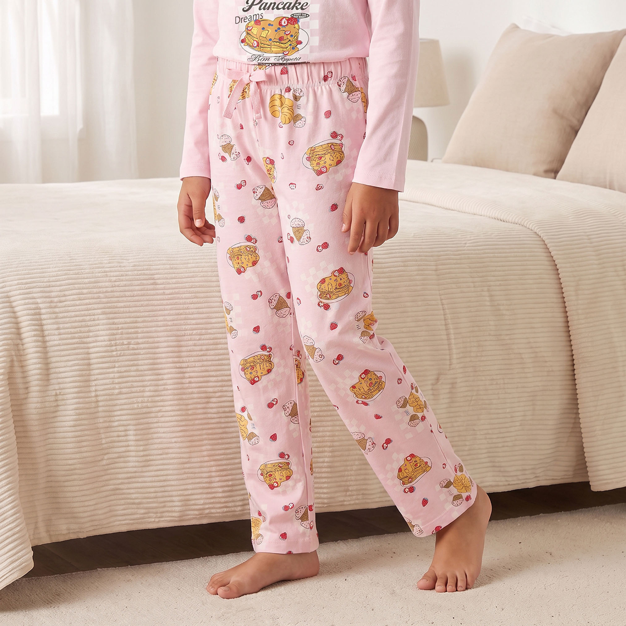 طقم بيجاما قطن بياقة ضيقة وأكمام طويلة بطبعات بانكيك من جونيورز-girls-clothing-nightwear-image-3
