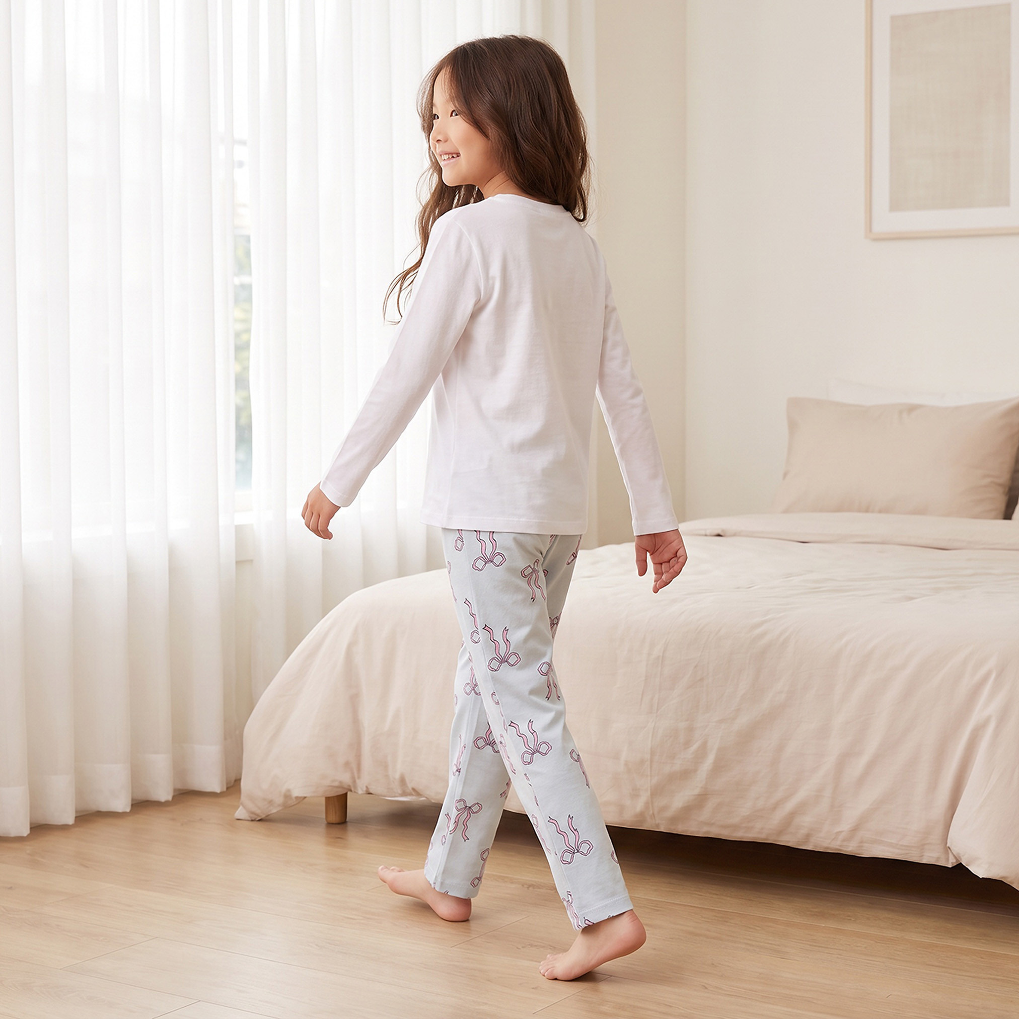 Juniors Cotton Crew Neck Long Sleeves Pyjama Set with Bow Print-girls-clothing-nightwear-image-2