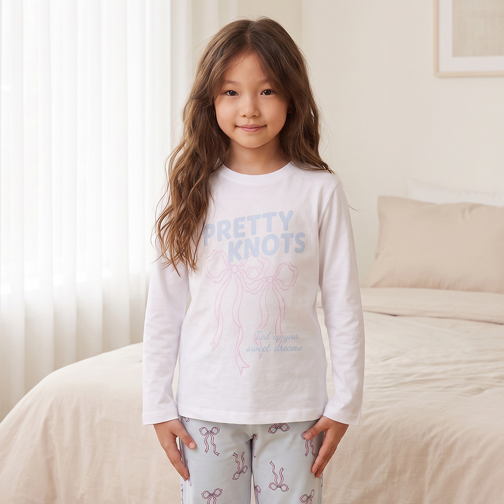 Juniors Cotton Crew Neck Long Sleeves Pyjama Set with Bow Print-girls-clothing-nightwear-image-3