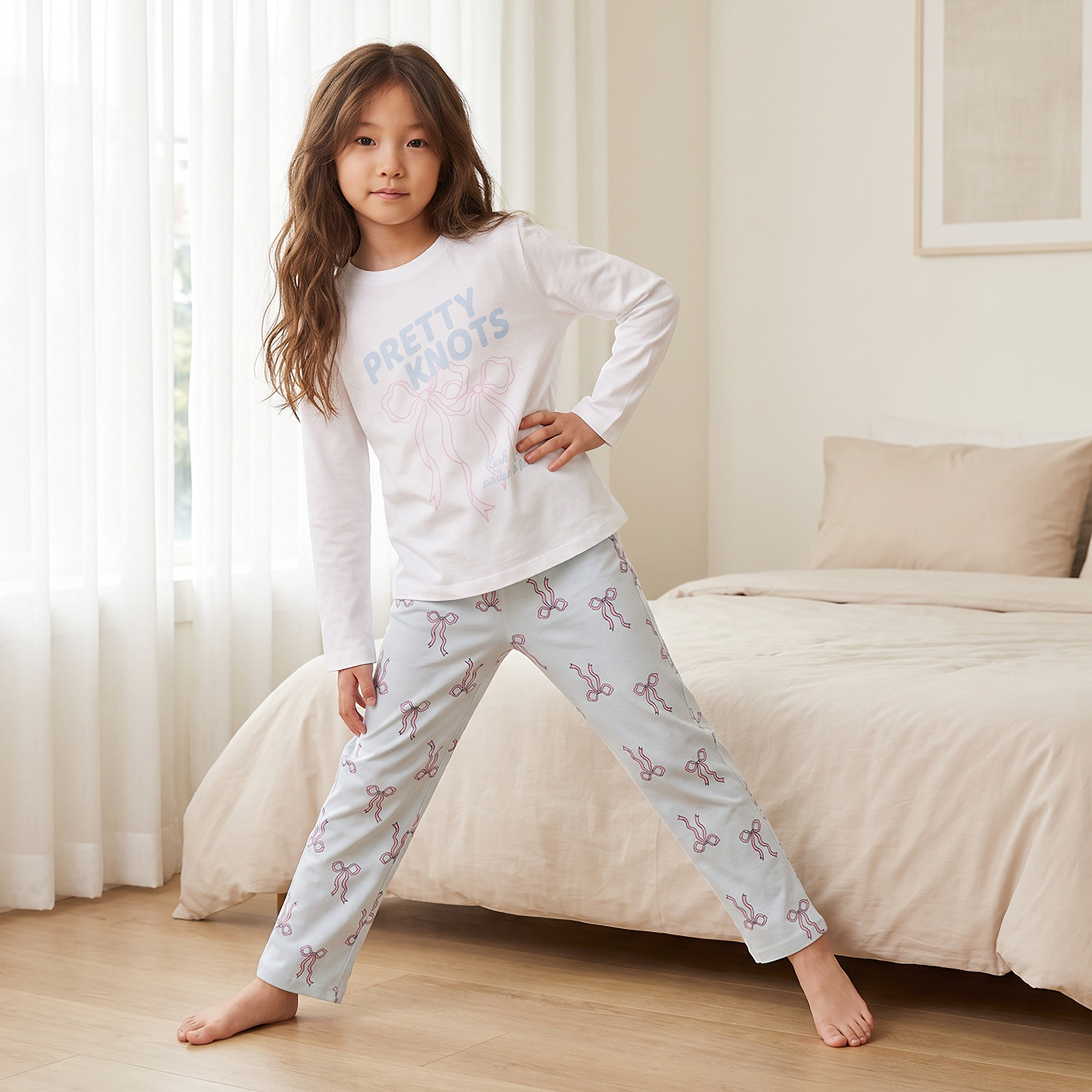 Juniors Cotton Crew Neck Long Sleeves Pyjama Set with Bow Print-girls-clothing-nightwear-image-5