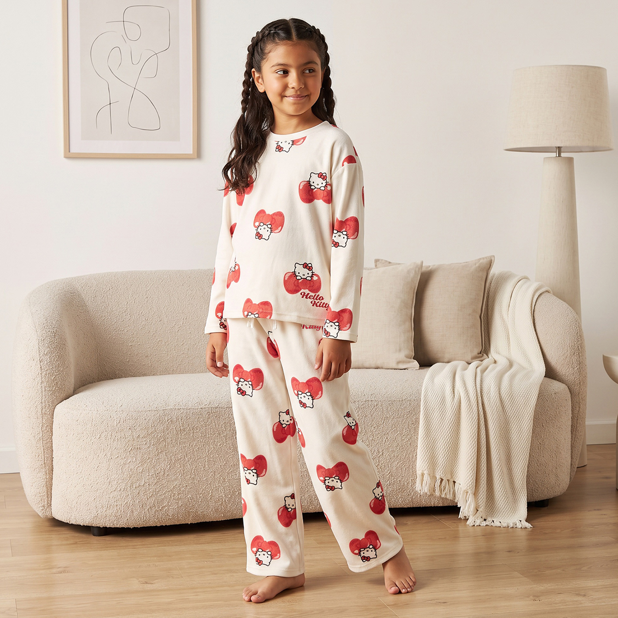 طقم بيجاما قطن بياقة ضيقة وأكمام طويلة وطبعات هالو كيتي من سانريو-girls-clothing-nightwear-image-8