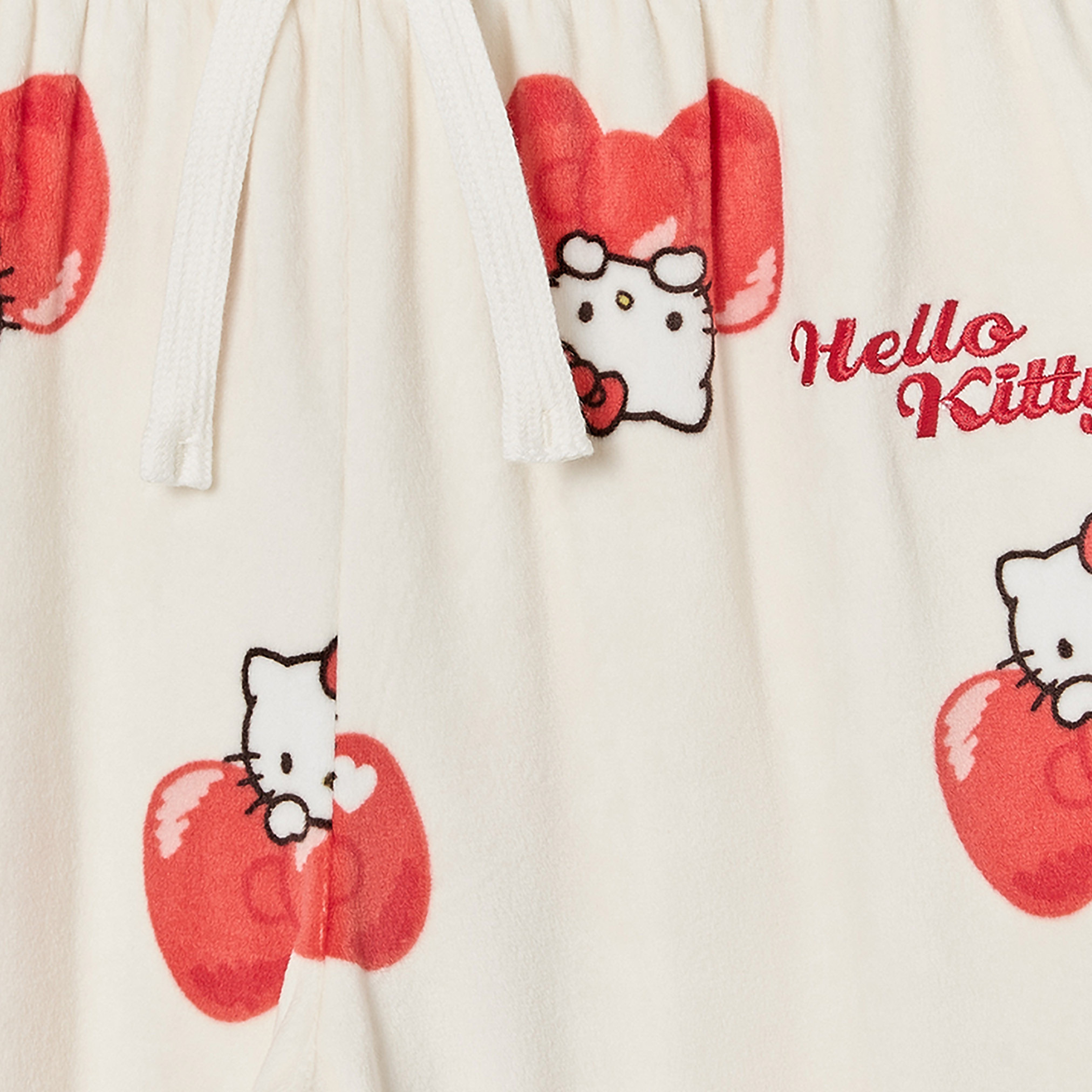 طقم بيجاما قطن بياقة ضيقة وأكمام طويلة وطبعات هالو كيتي من سانريو-girls-clothing-nightwear-image-7