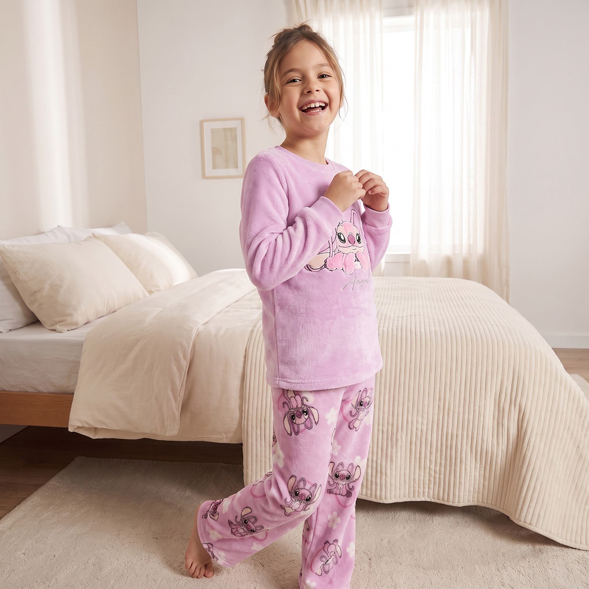 طقم بيجاما بطبعات آنجل وياقة ضيقة وأكمام طويلة من ديزني-girls-clothing-nightwear-image-5