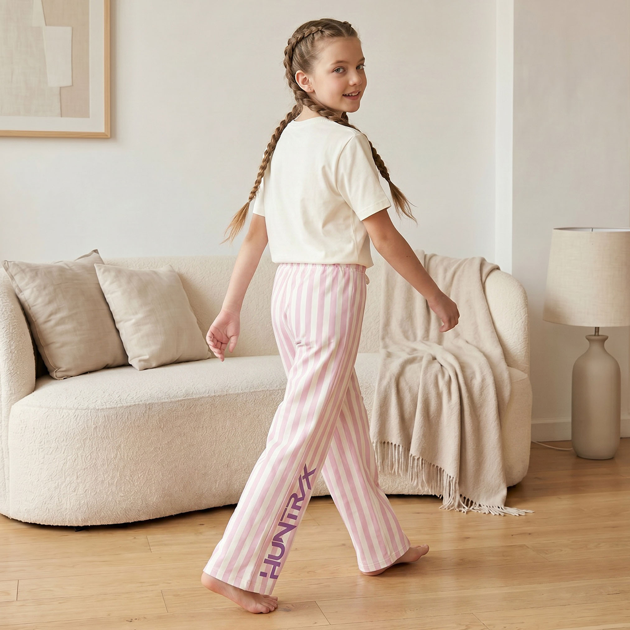 Netflix Cotton Crew Neck Short Sleeves Pyjama Set with KPop Demon Hunters Print-girls-clothing-nightwear-image-4