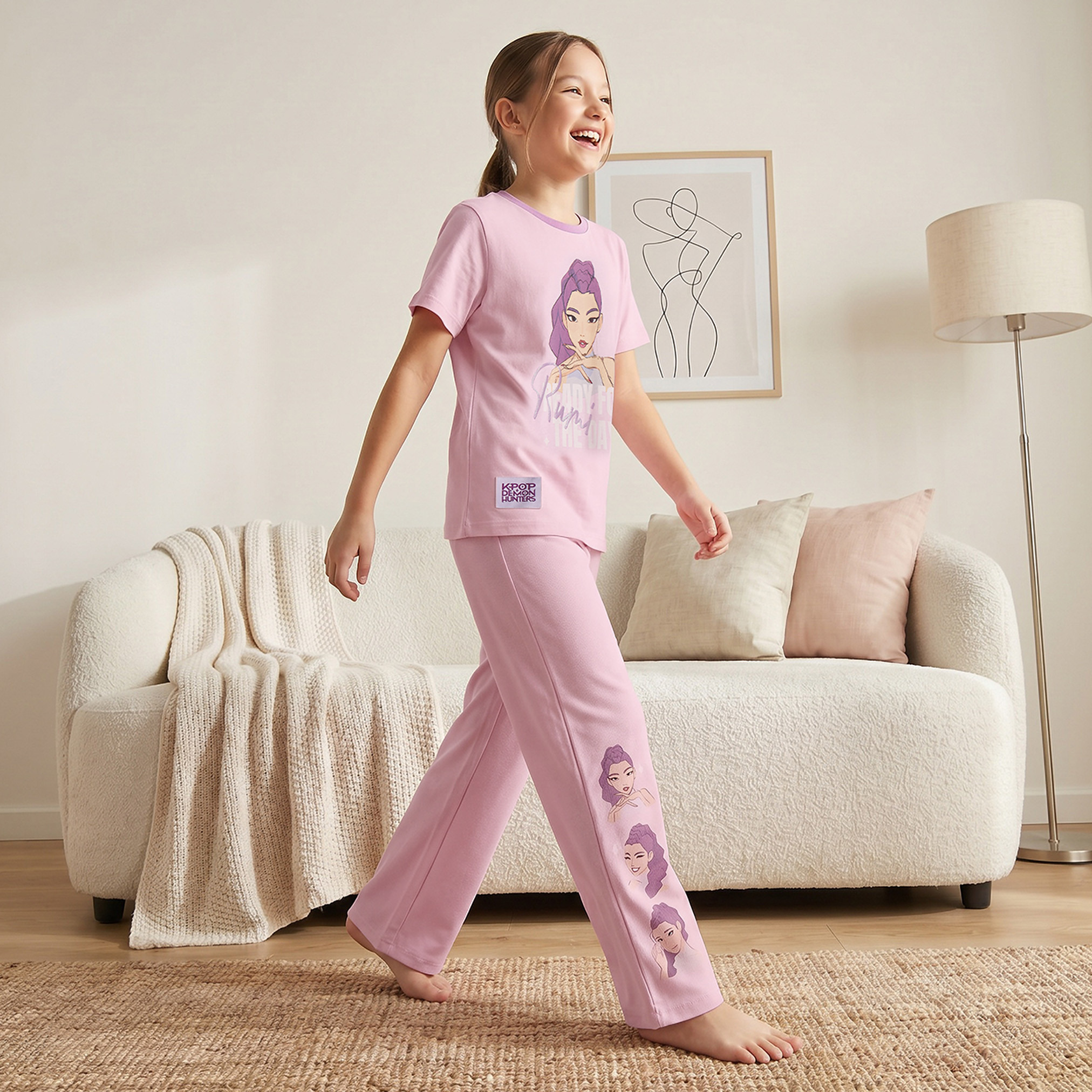 Netflix Cotton Crew Neck Short Sleeves Pyjama Set with KPop Demon Hunters Print-girls-clothing-nightwear-image-8