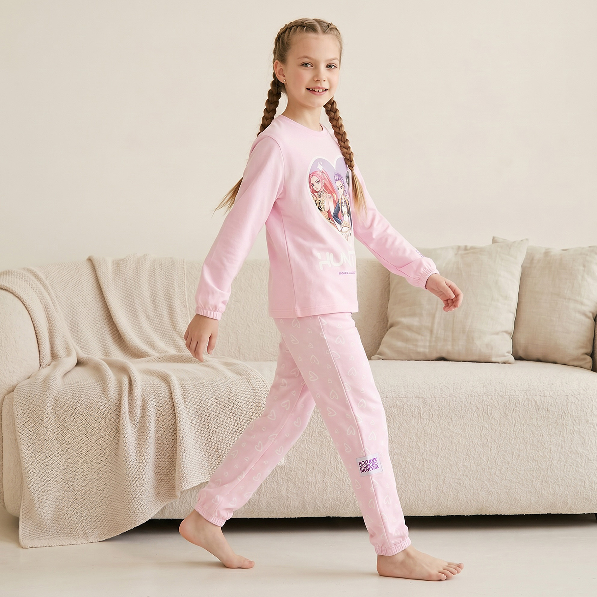 طقم بيجاما بطبعة كي بوب ديمون هانترز بياقة مستديرة وأكمام طويلة من نتفليكس-girls-clothing-nightwear-image-1