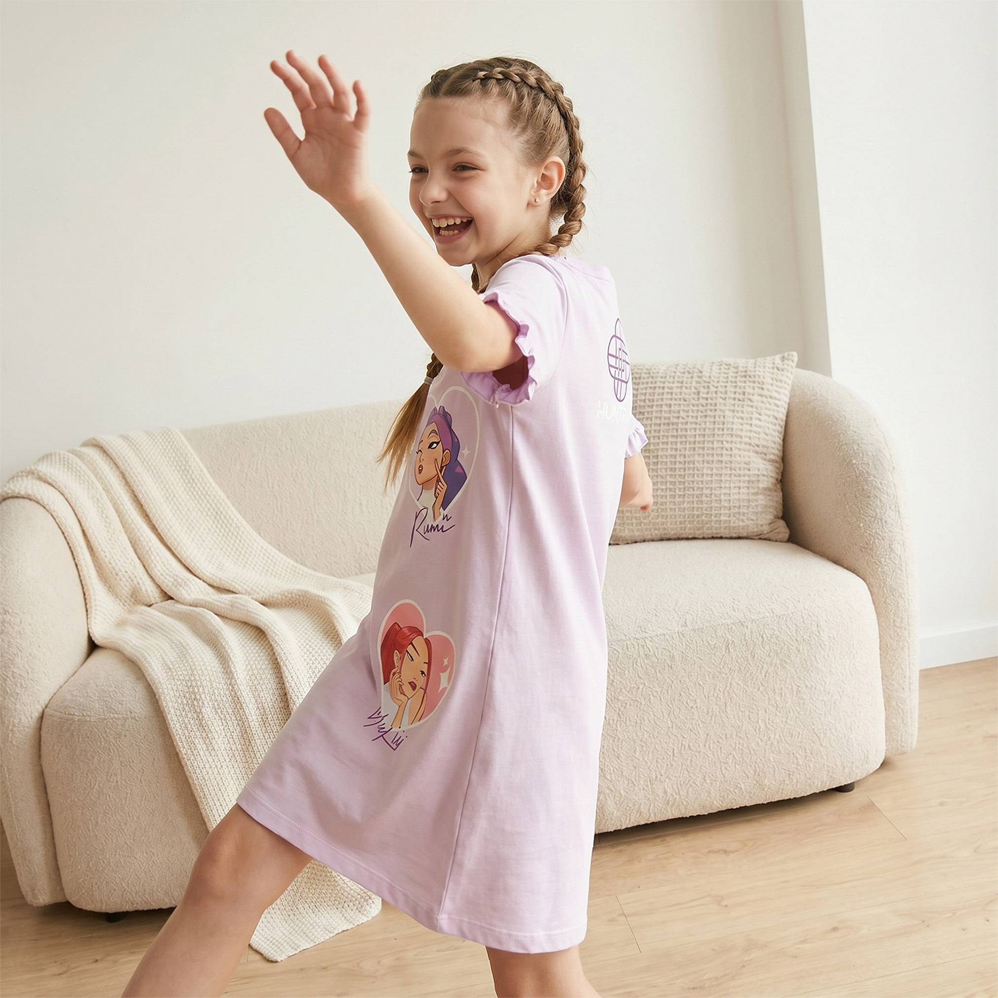 Netflix Cotton Round Neck Short Sleeves Sleepshirt with KPop Demon Hunters Print-girls-clothing-nightwear-image-5