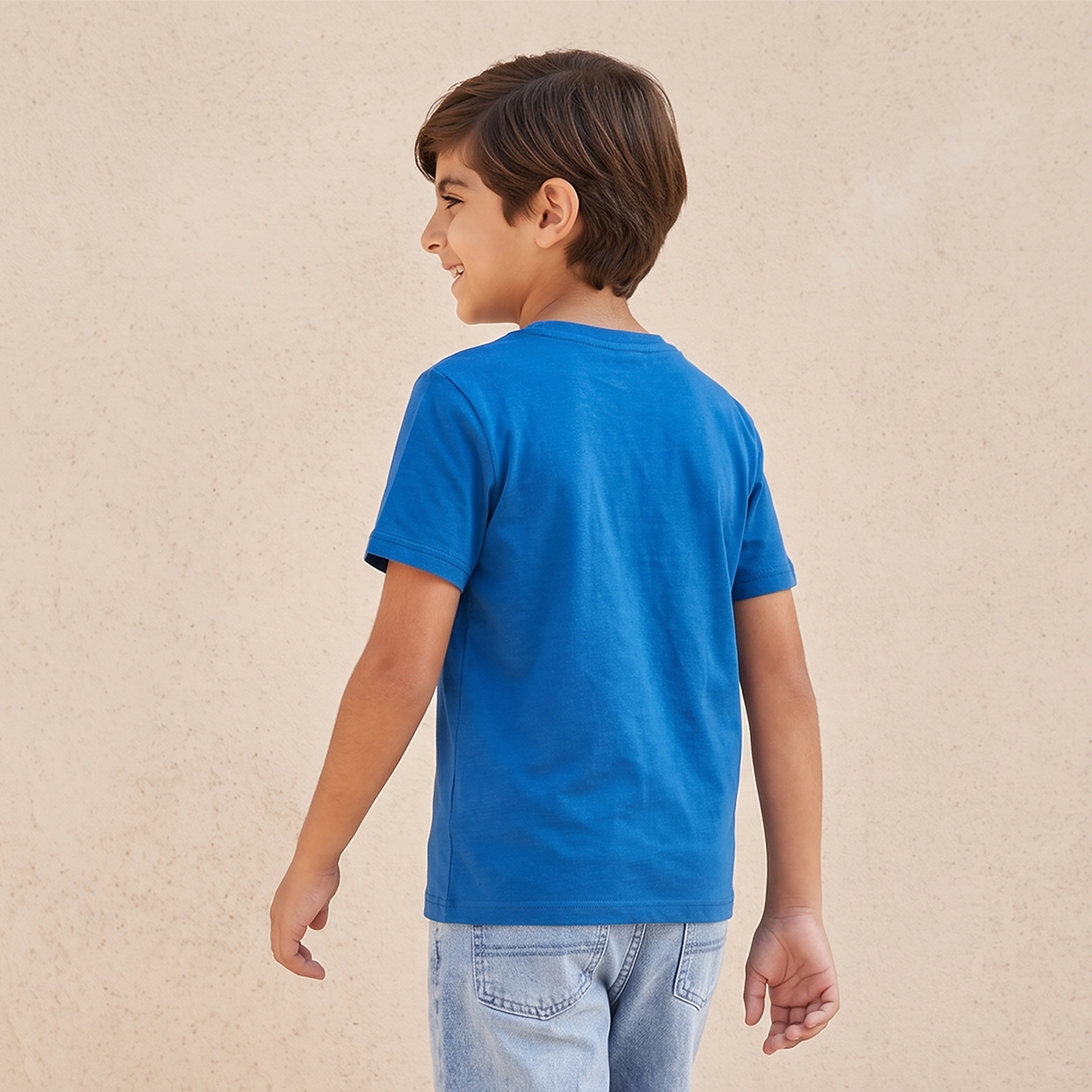 تيشيرت بياقة ضيقة وأكمام قصيرة وطبعات من جونيورز-boys-clothing-tshirtsandpolos-image-3