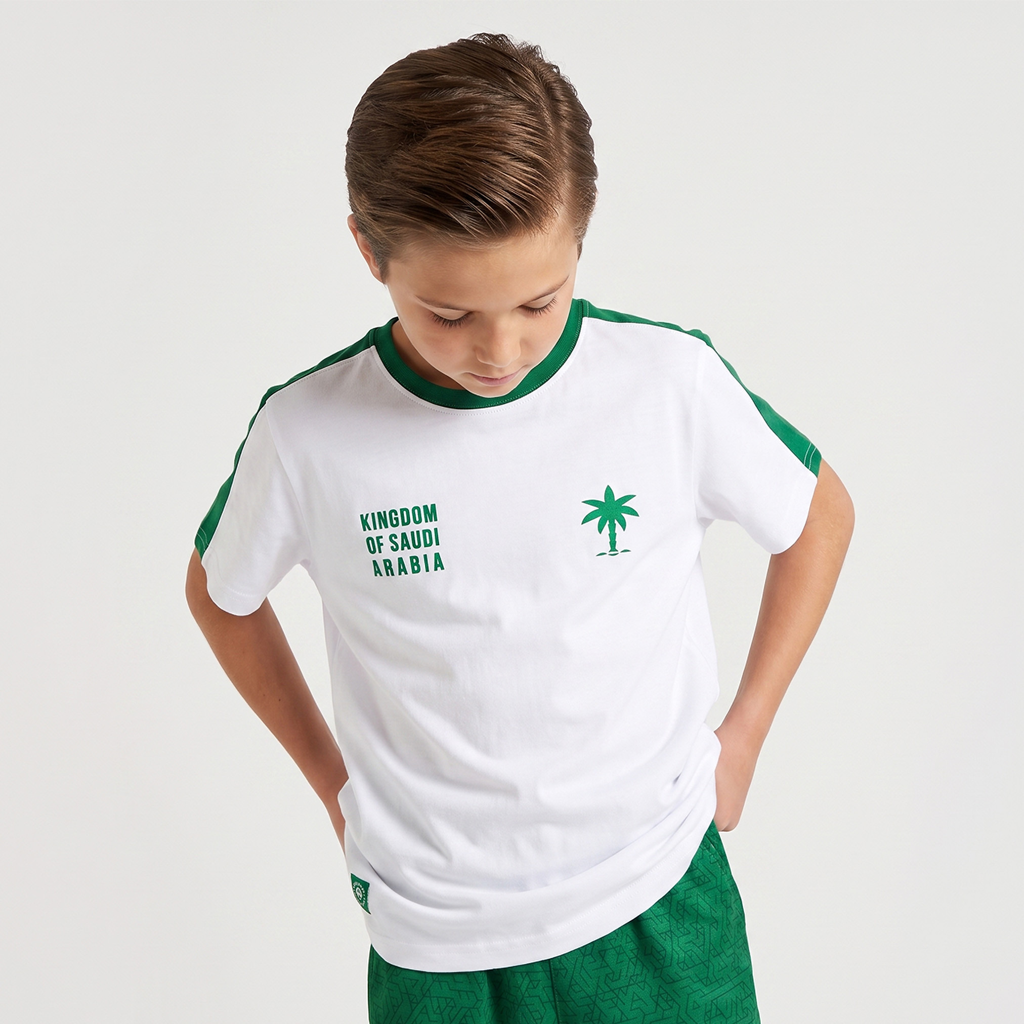 تيشيرت بطبعات وأكمام قصيرة وياقة ضيقة من جونيورز-boys-clothing-tshirtsandpolos-image-1