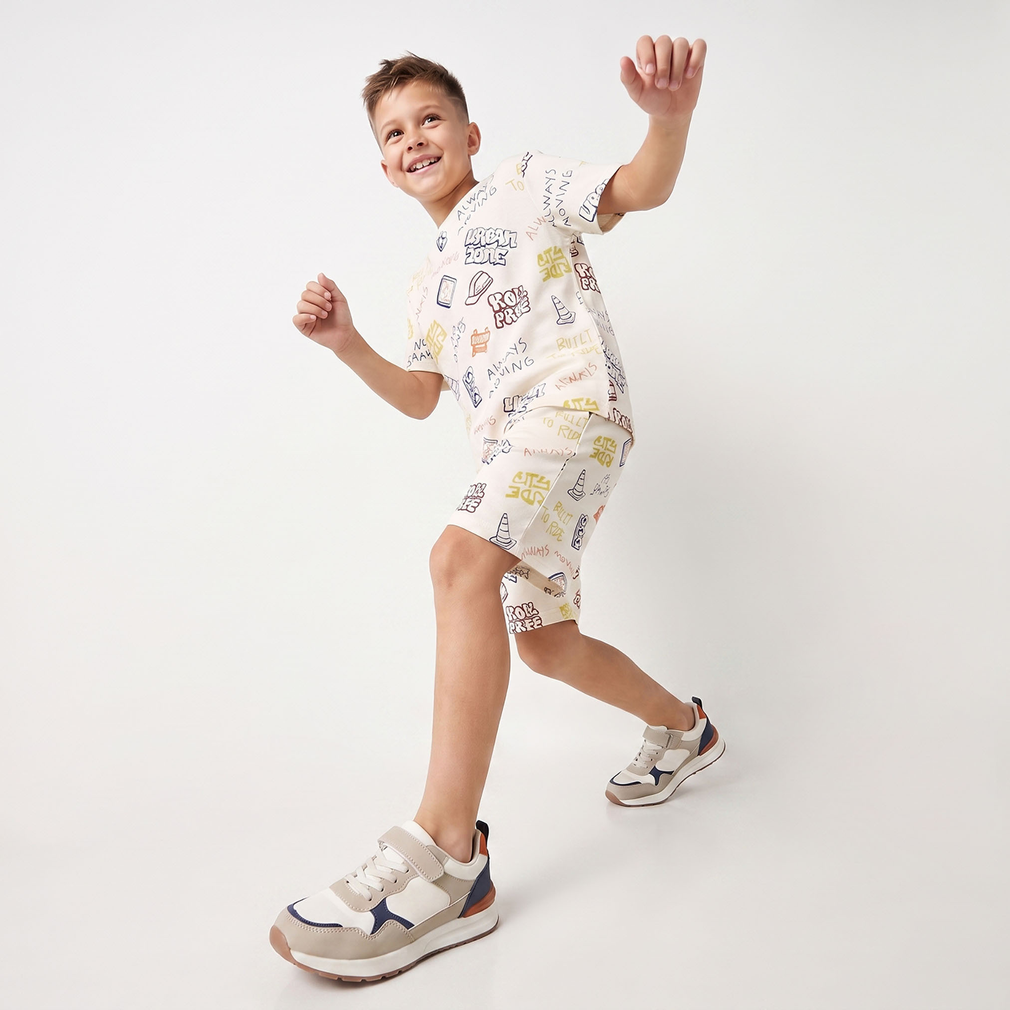 Juniors Crew Neck Short Sleeves T-shirt with Slogan Print-boys-clothing-tshirtsandpolos-image-5